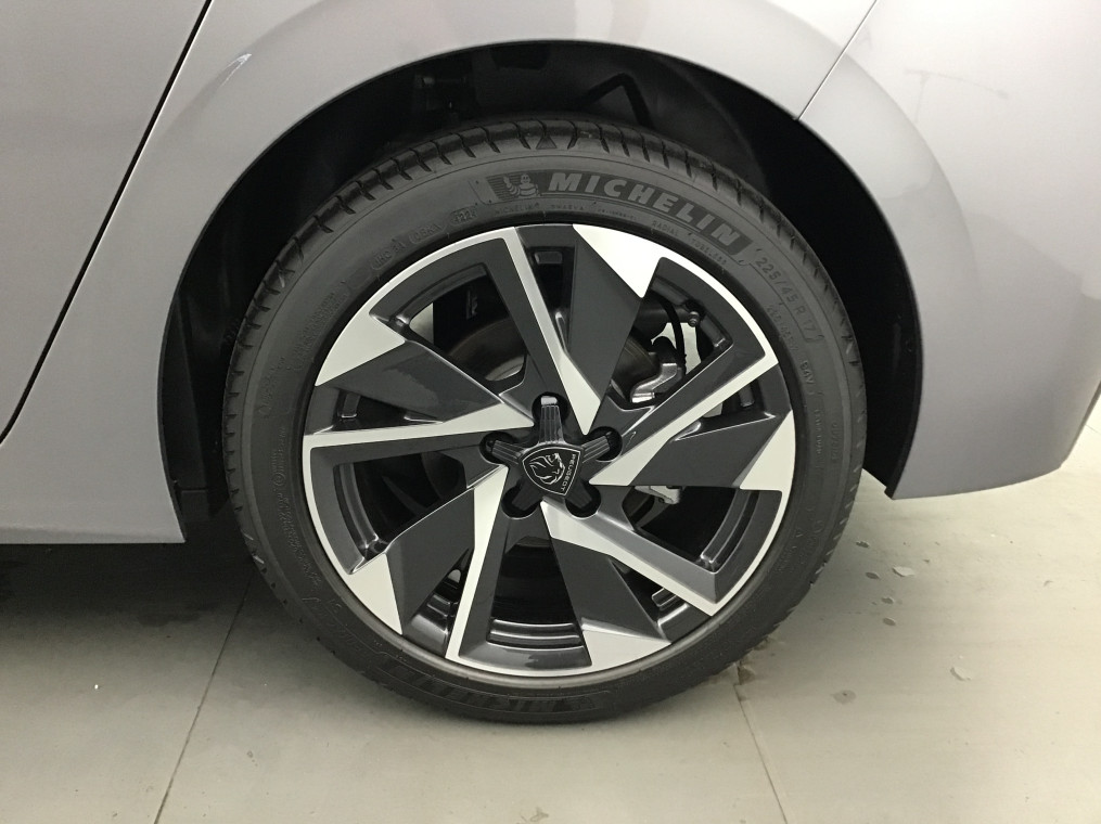 PEUGEOT 308 BlueHDi 130ch S&S EAT8 Allure