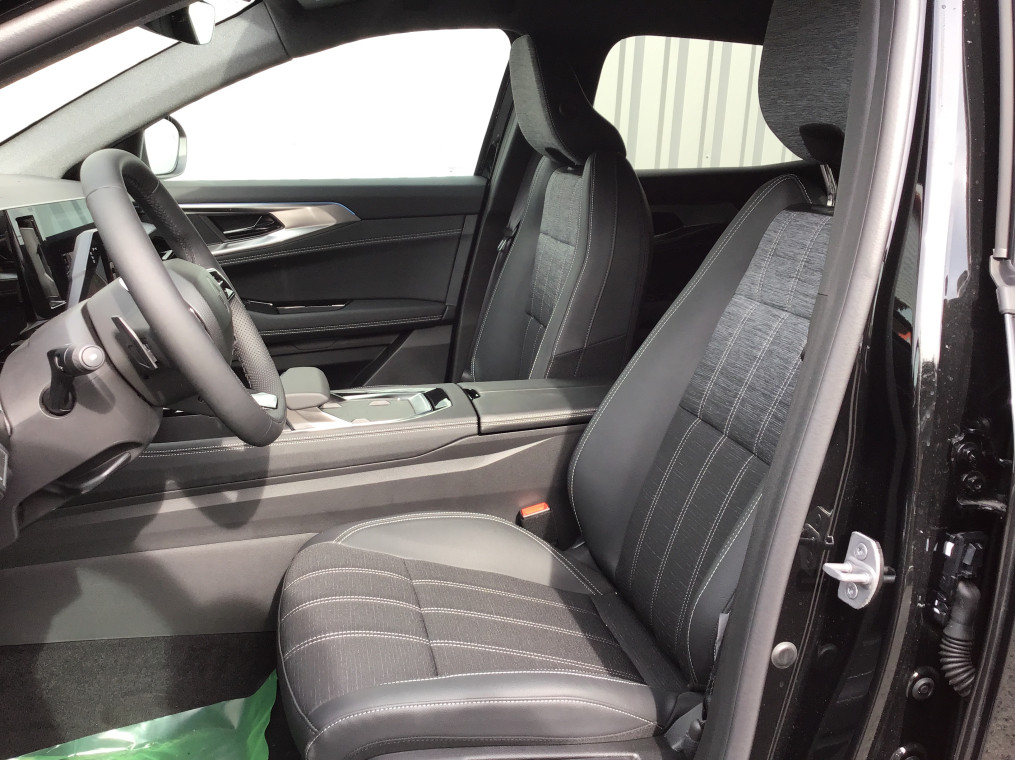 RENAULT AUSTRAL E-Tech hybrid 200 Techno