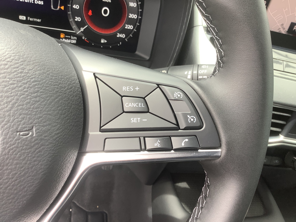 NISSAN JUKE HYBRID 143 N-Connecta