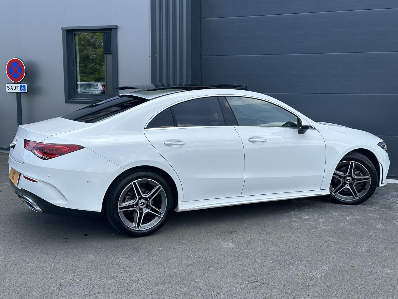 MERCEDES CLA 180 Coupé AMG Line - FULL OPTIONS