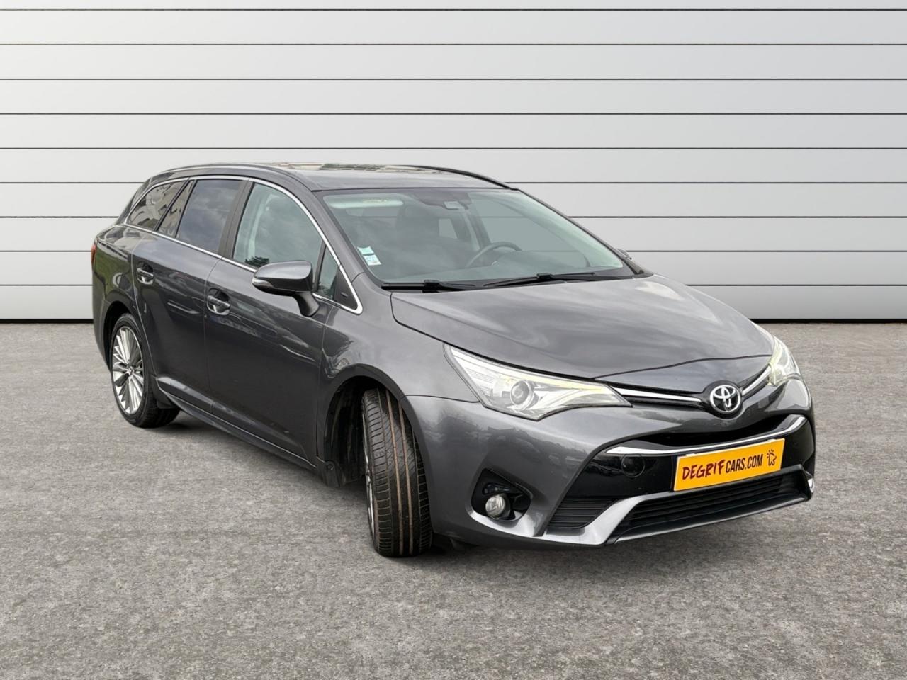 TOYOTA AVENSIS Touring Sports 143 D-4D Executive