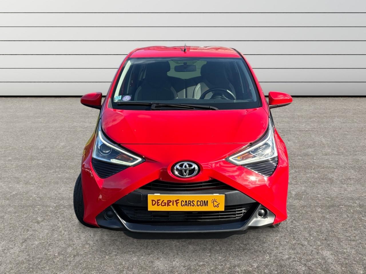 TOYOTA AYGO 1.0 VVT-i X-Play - TVA RÉCUPÉRABLE