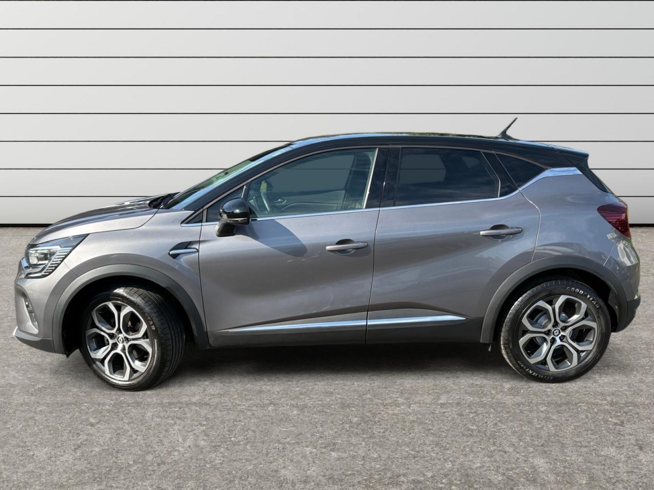 RENAULT CAPTUR 1.3 TCe 140 EDC Intens