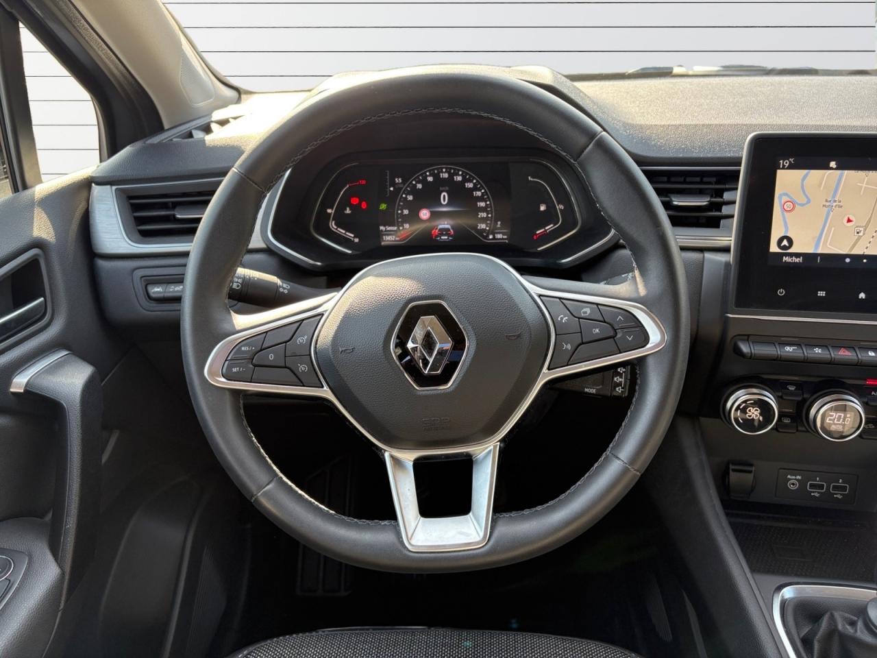 RENAULT CAPTUR 1.3 TCe 140 EDC Intens