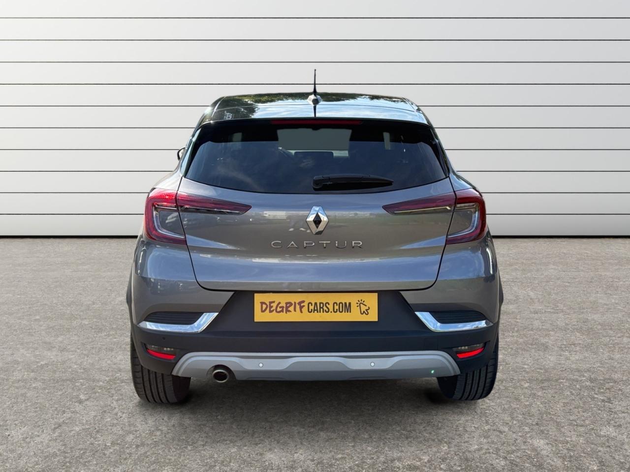 RENAULT CAPTUR 1.3 TCe 140 EDC Intens