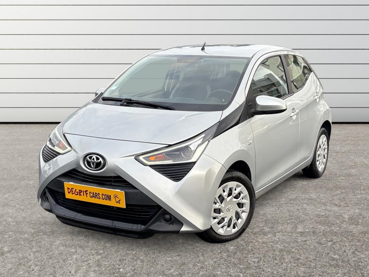 TOYOTA AYGO 1.0 VVT-i X-Play - TVA RÉCUPÉRABLE