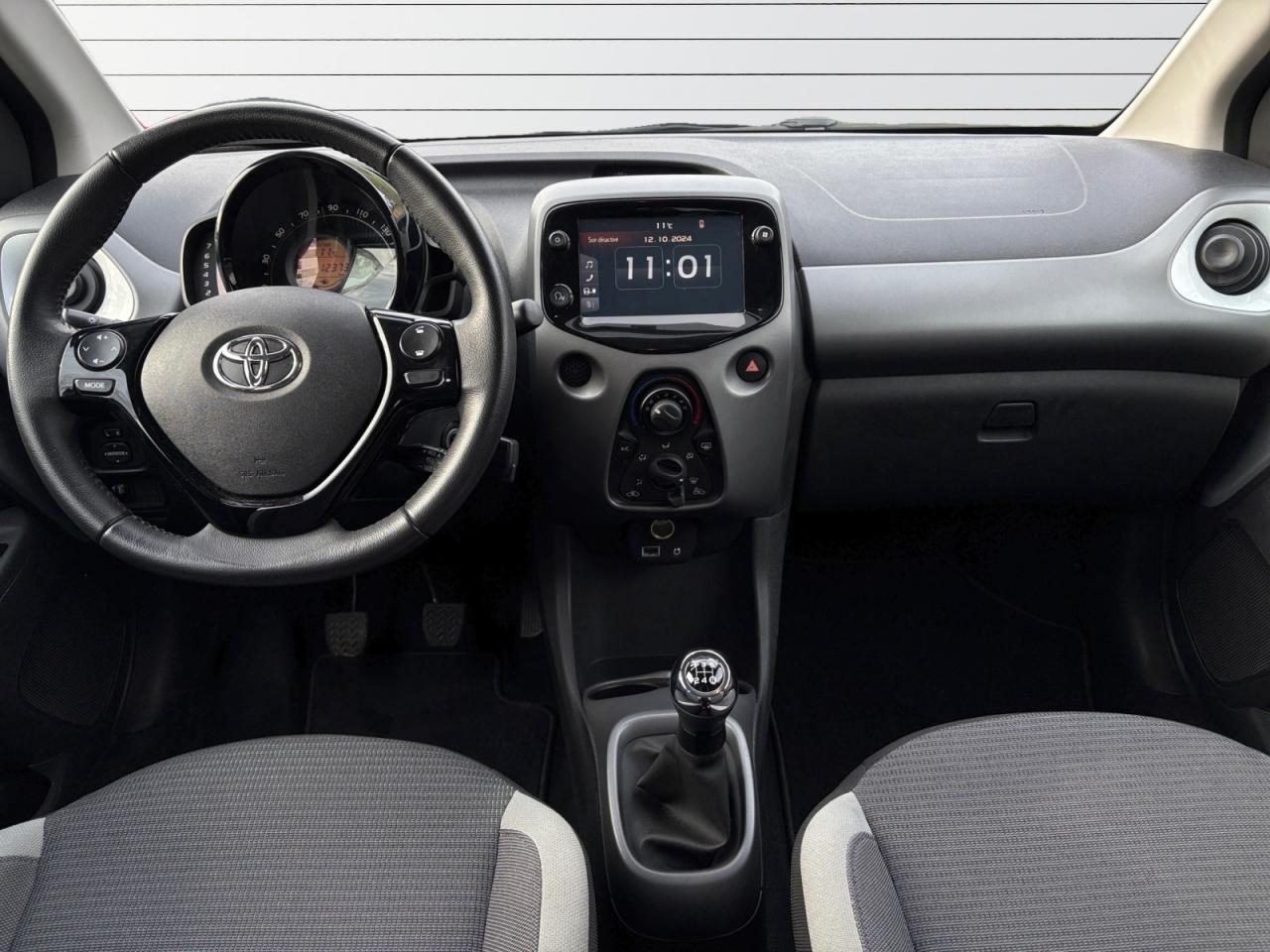 TOYOTA AYGO 1.0 VVT-i X-Play - TVA RÉCUPÉRABLE