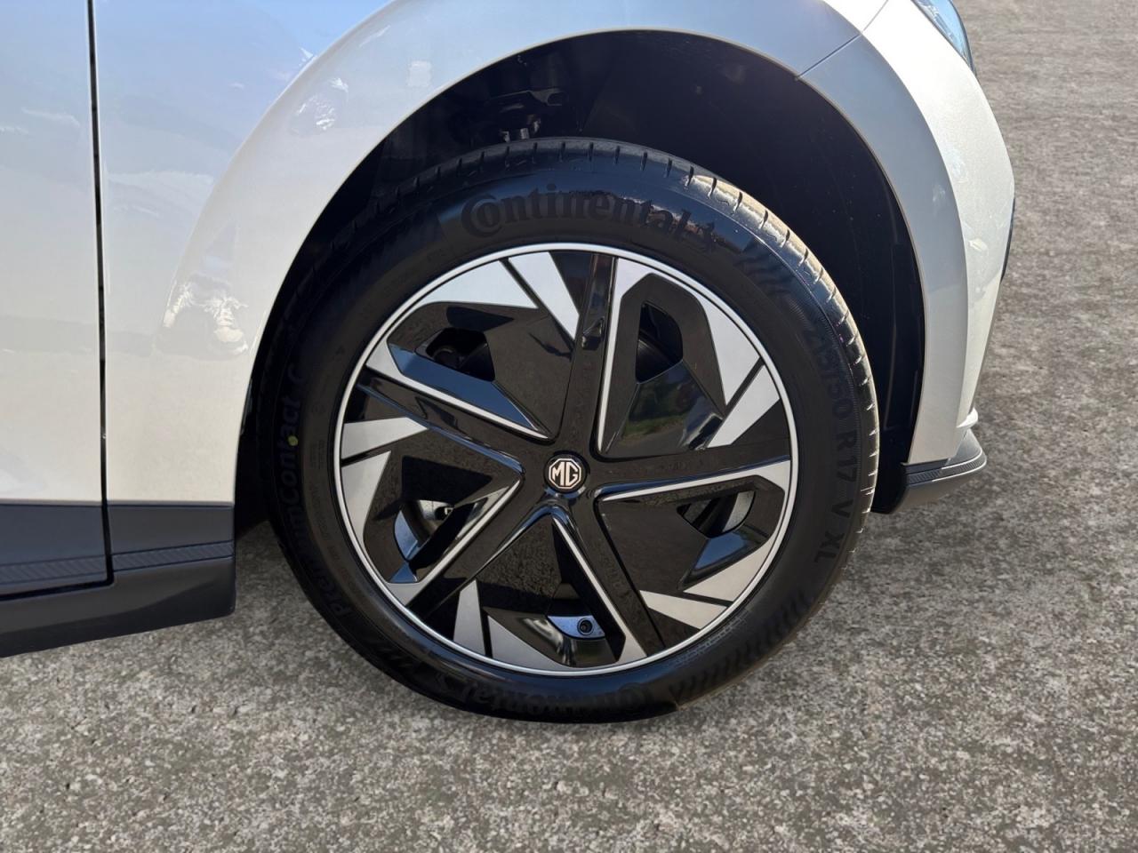 MG MG4 51 KWh 170 cv Standard