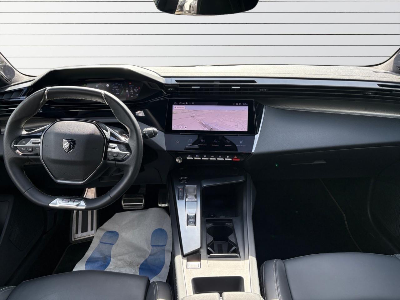 PEUGEOT 308 1.6 PHEV 225 e-EAT8 GT + CAMERA 360 + FOCAL