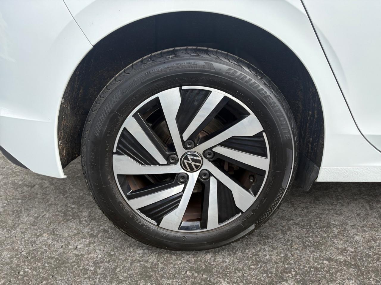 VOLKSWAGEN GOLF VIII 1.4 eHybrid 204 DSG6 Style + TOIT OUVRANT + TVA RÉCUPÉRABLE