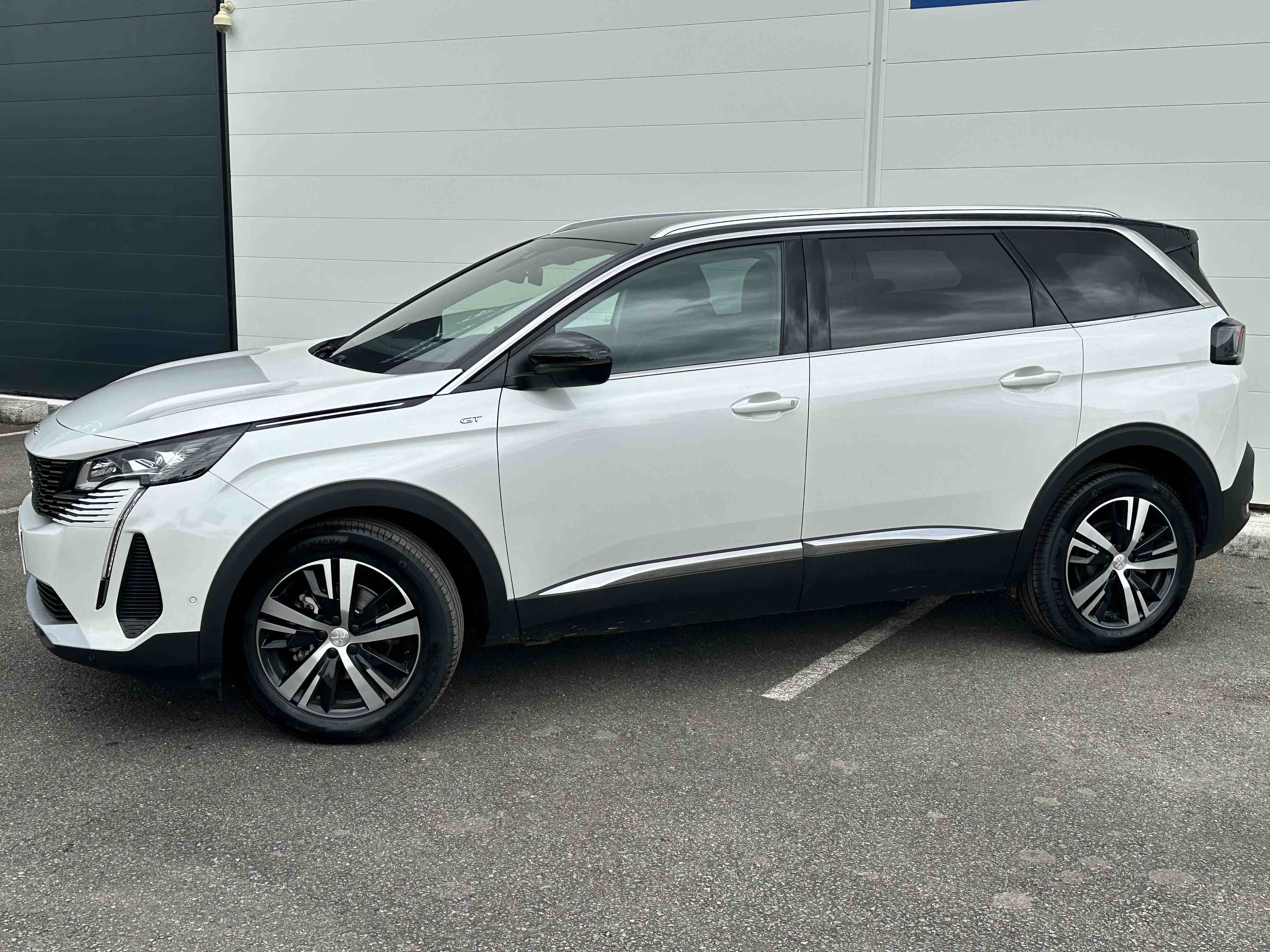 PEUGEOT 5008 PureTech 130ch S&S EAT8 GT