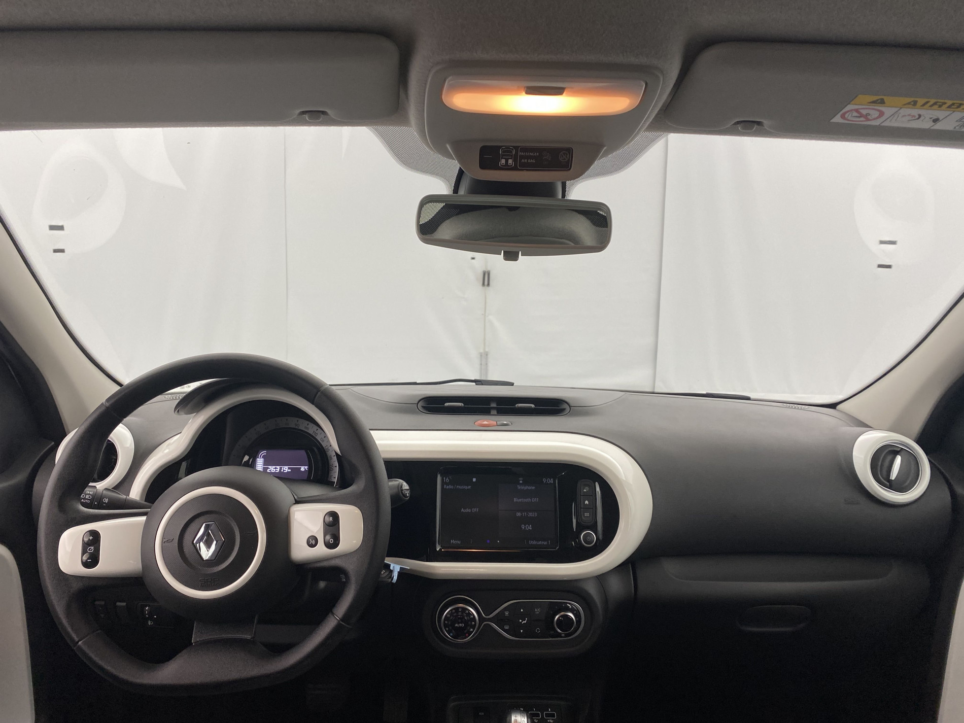 RENAULT TWINGO   Zen III Achat Integral 21