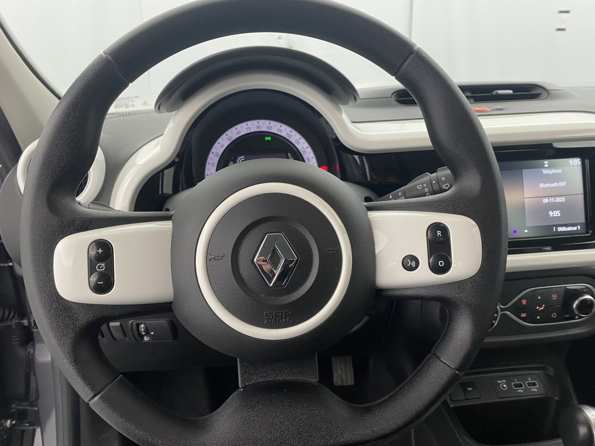 RENAULT TWINGO   Zen III Achat Integral 21