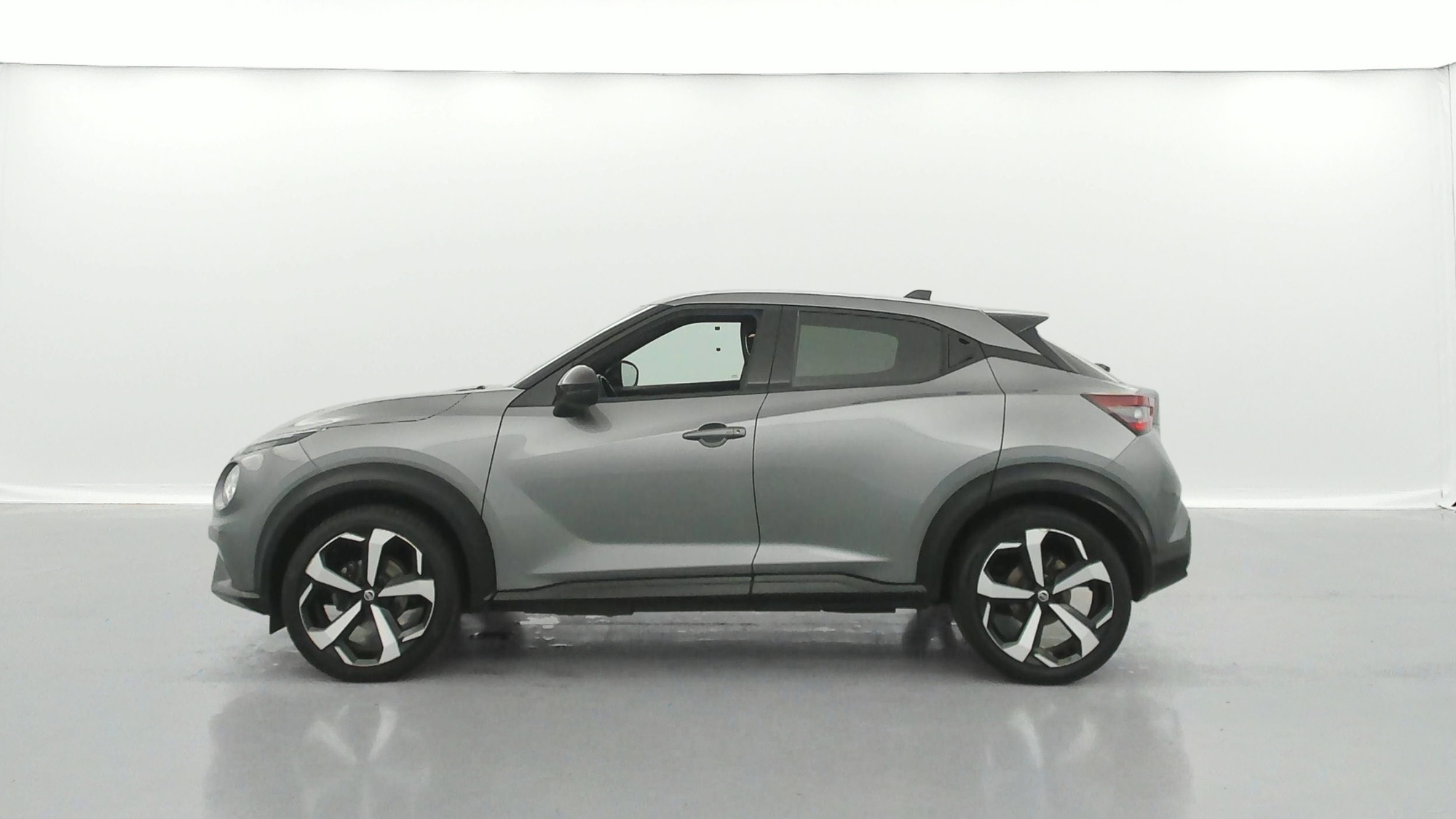 NISSAN JUKE   Tekna DIG-T 117