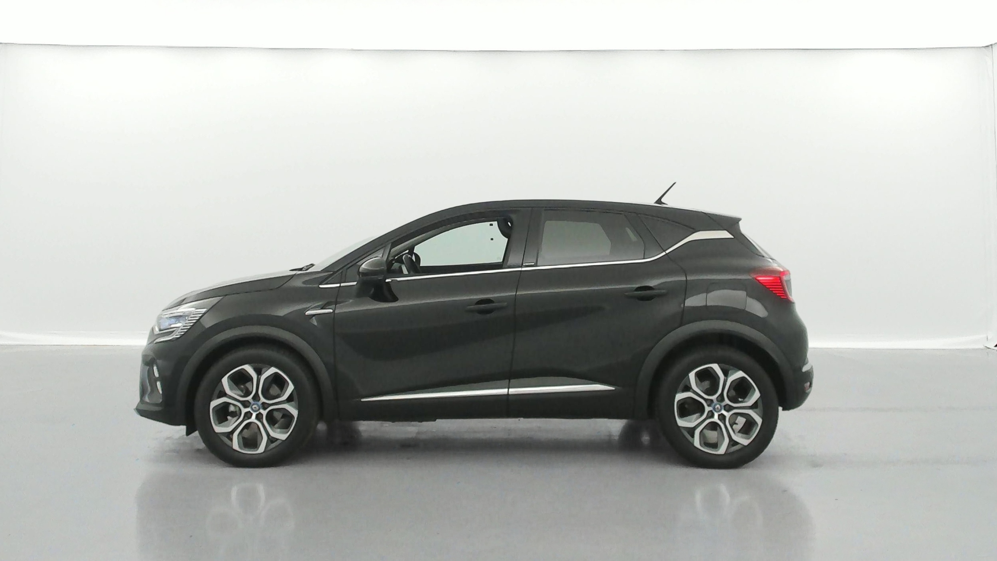 RENAULT CAPTUR   Intens E-Tech Plug-in 160 21