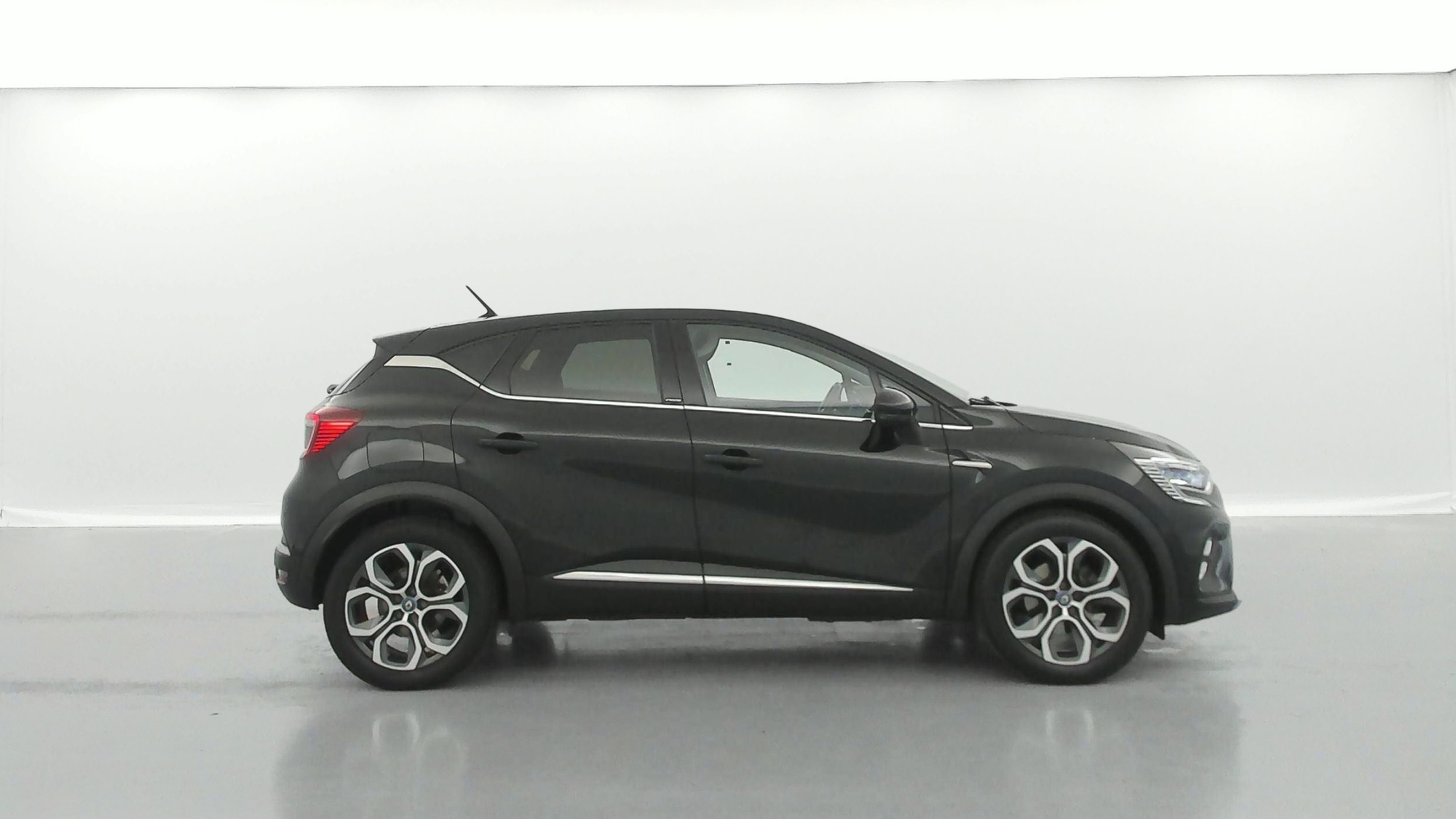 RENAULT CAPTUR   Intens E-Tech Plug-in 160 21