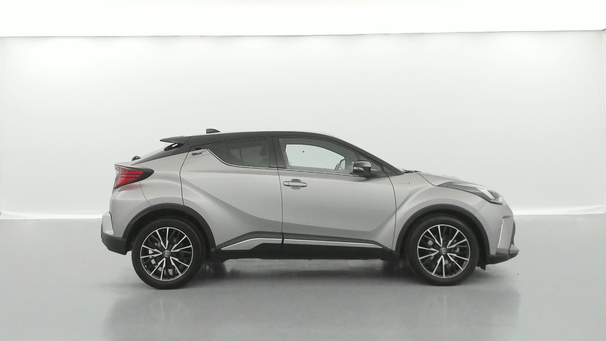 Annonce 4x4 et SUV TOYOTA C-HR Distinctive Pro Hybride 122h HYBRIDE ...