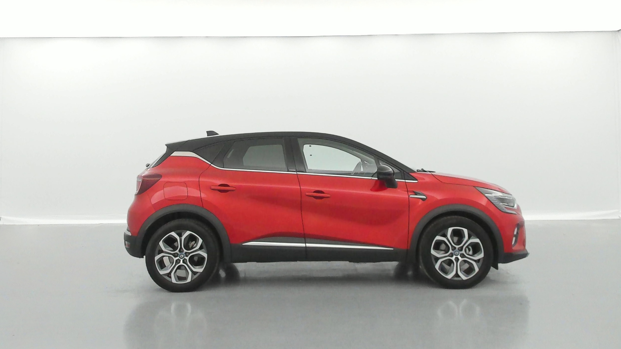 RENAULT CAPTUR   Intens E-Tech Plug-in 160