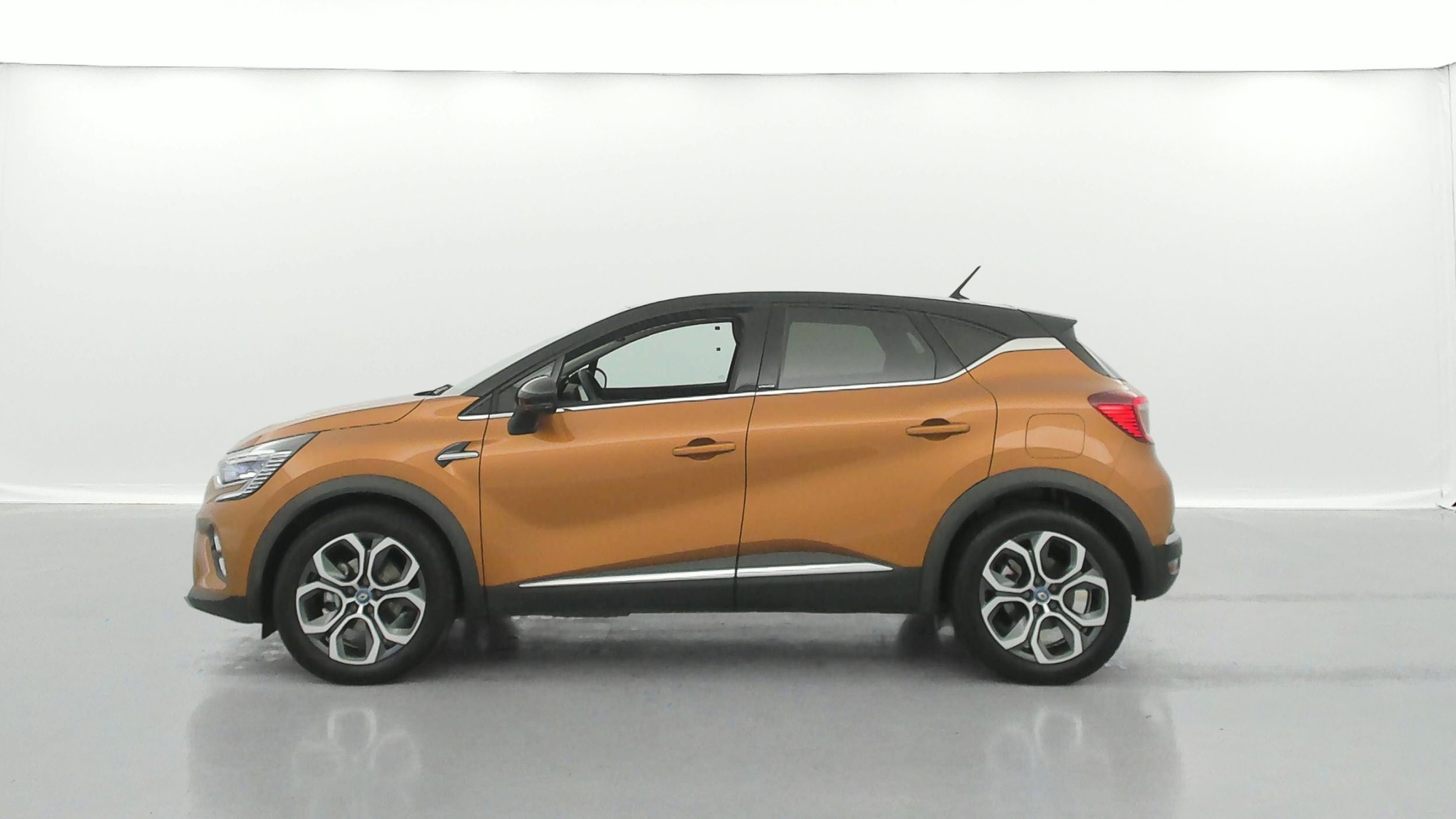 RENAULT CAPTUR   Intens E-Tech Plug-in 160