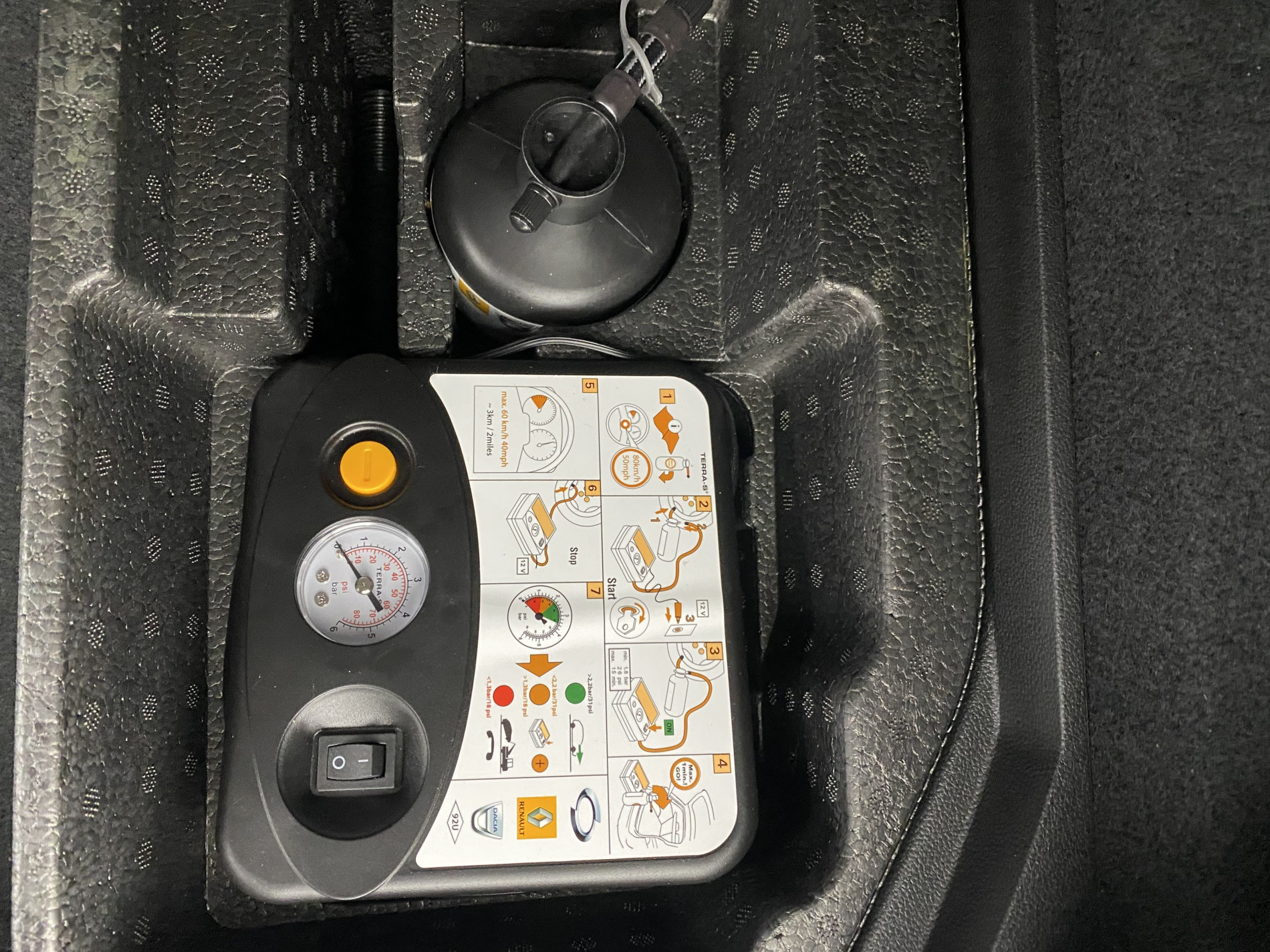 RENAULT CAPTUR   Intens E-Tech Plug-in 160