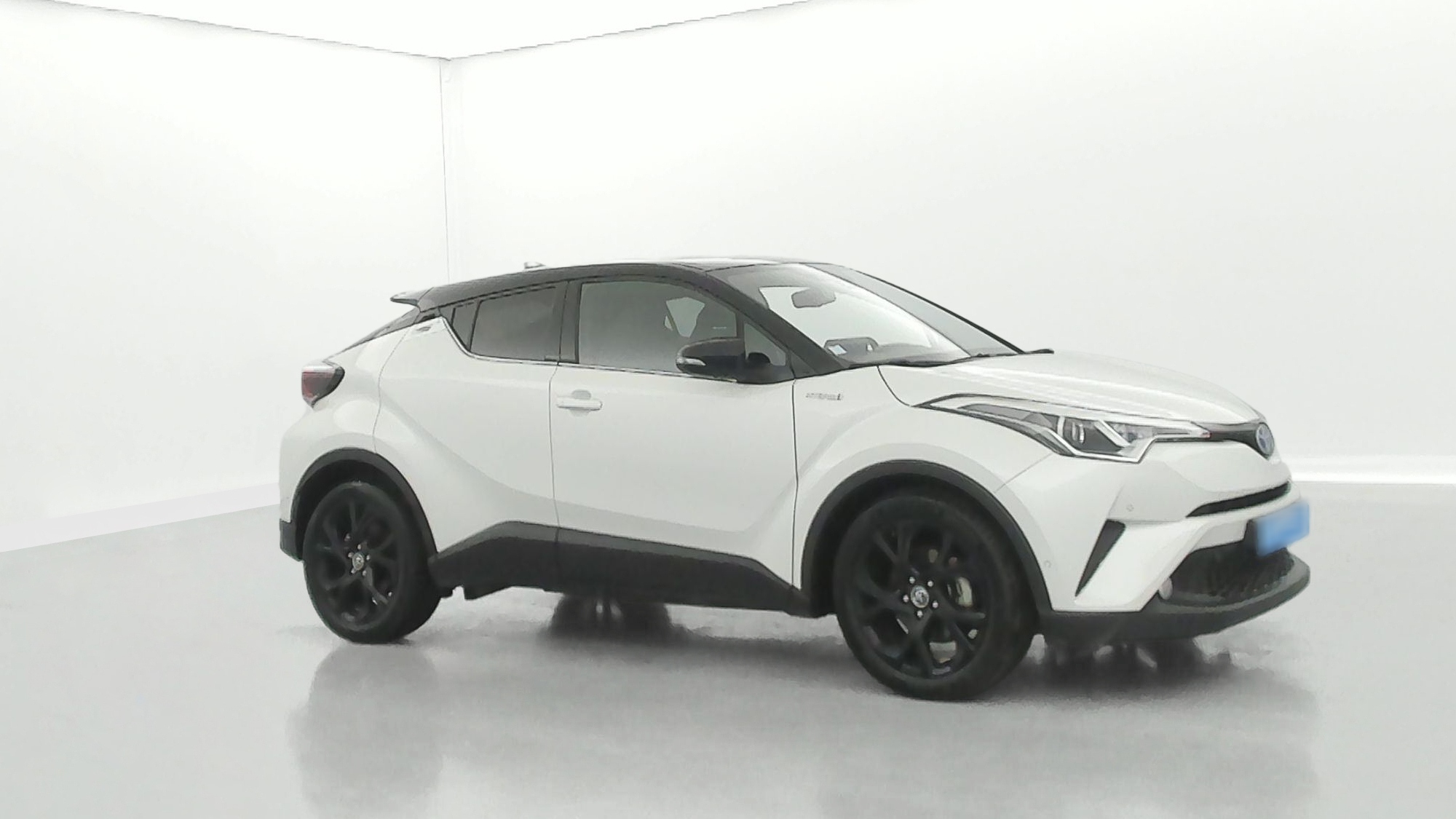 TOYOTA C-HR   Graphic Hybride 122h