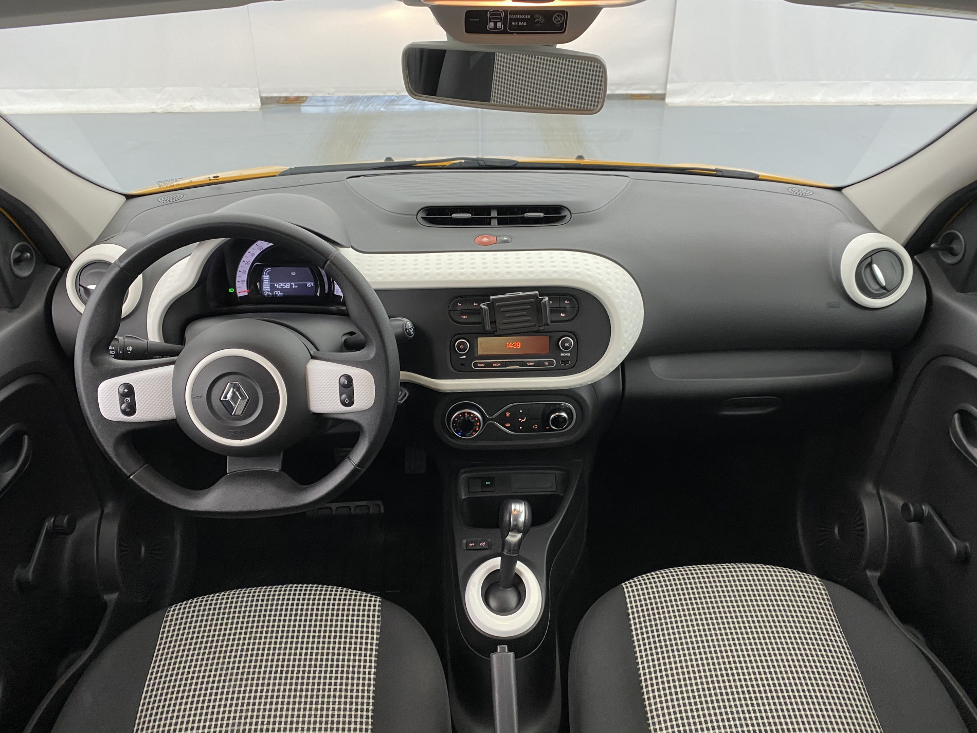 RENAULT TWINGO   Life III Achat Integral