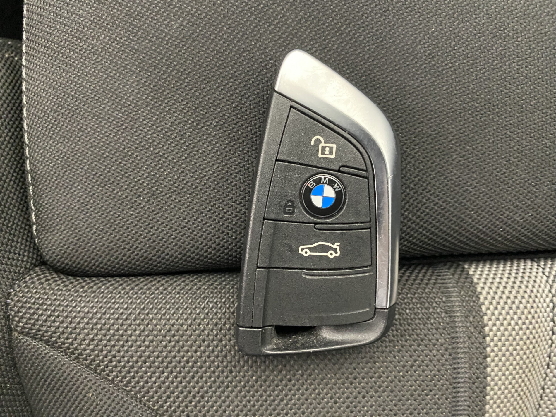 BMW X2   Lounge  sDrive 18i 140 ch DKG7