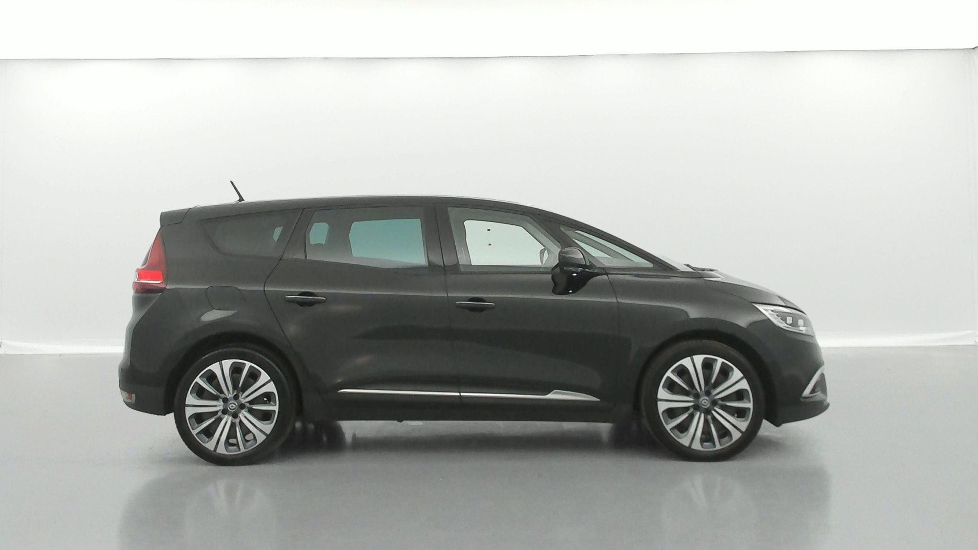 RENAULT GRAND SCENIC   Evolution TCe 140