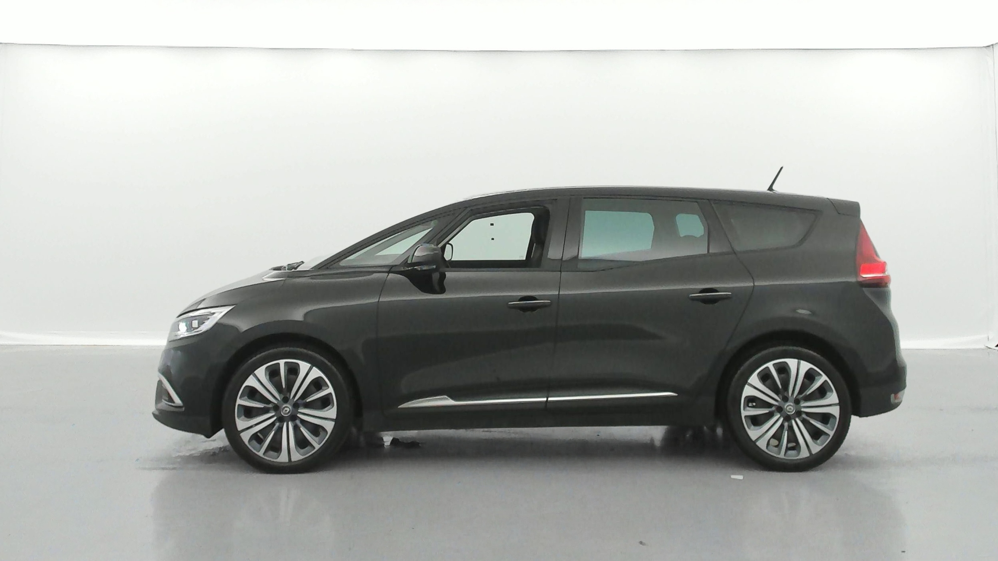 RENAULT GRAND SCENIC   Evolution TCe 140