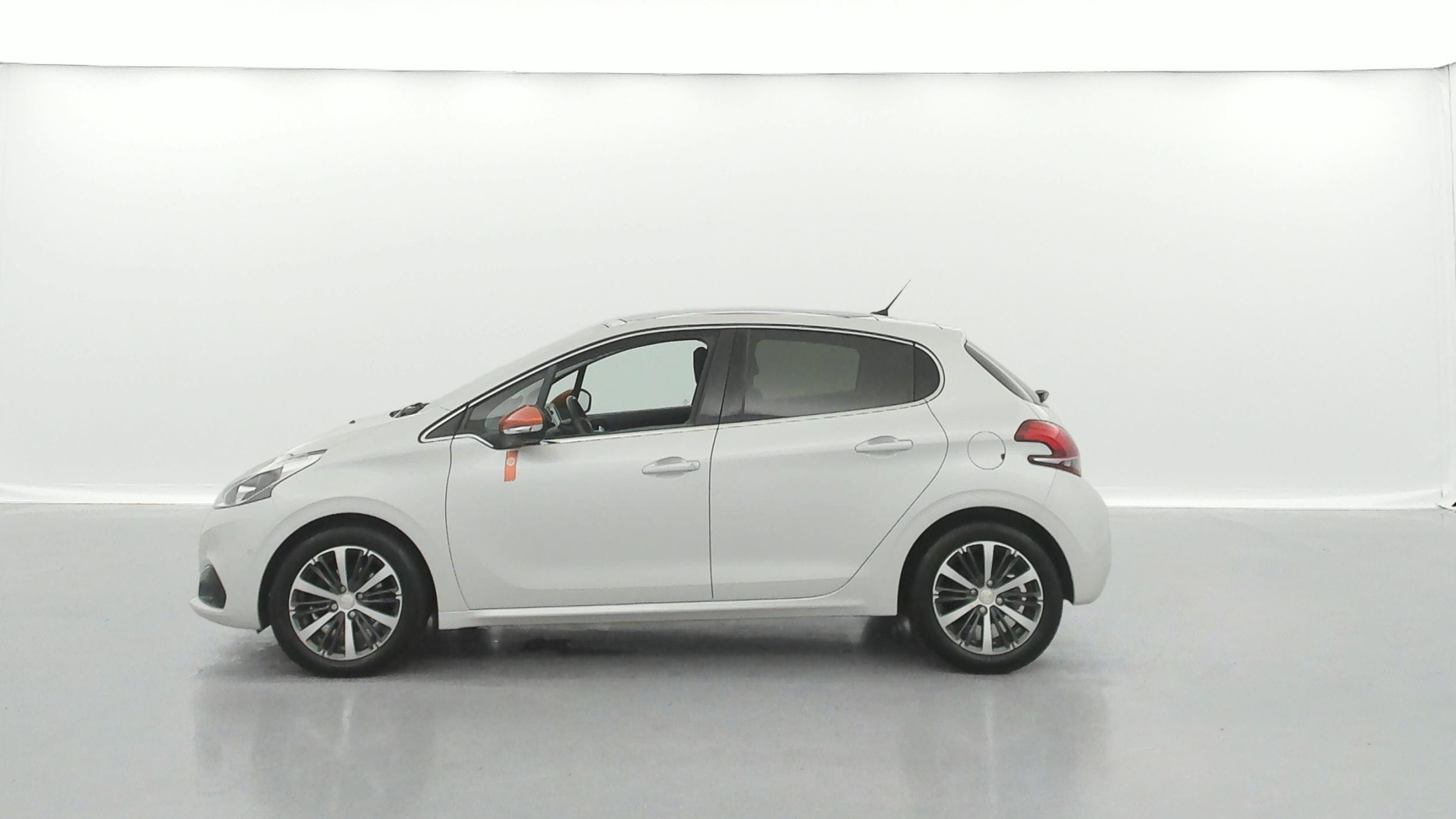 PEUGEOT 208   Roland Garros 1.2 PureTech 110ch S&S EAT6