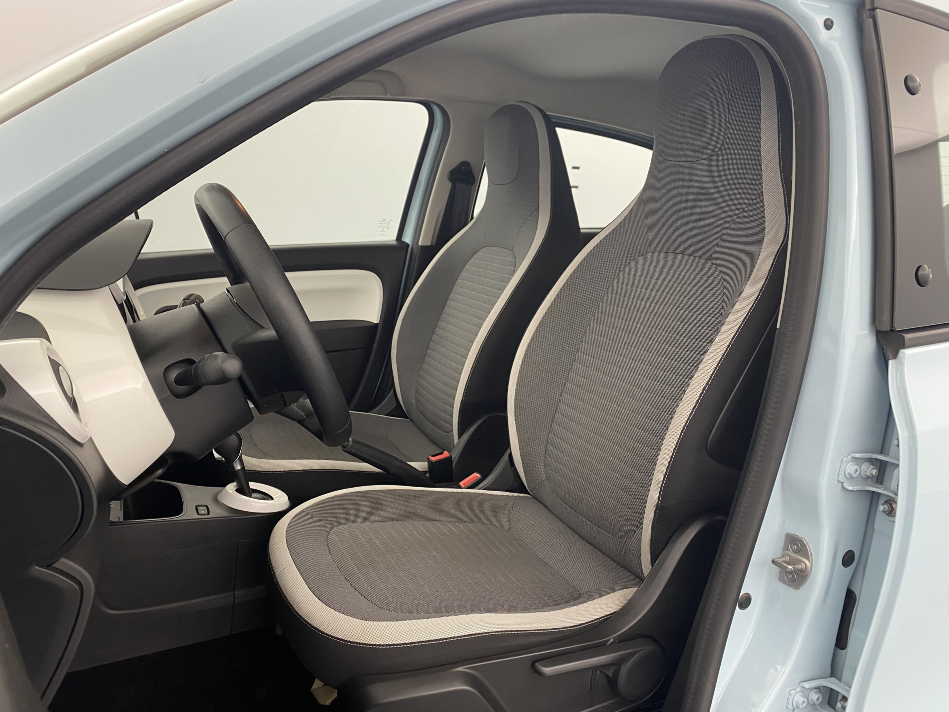 RENAULT TWINGO   Zen III Achat Integral