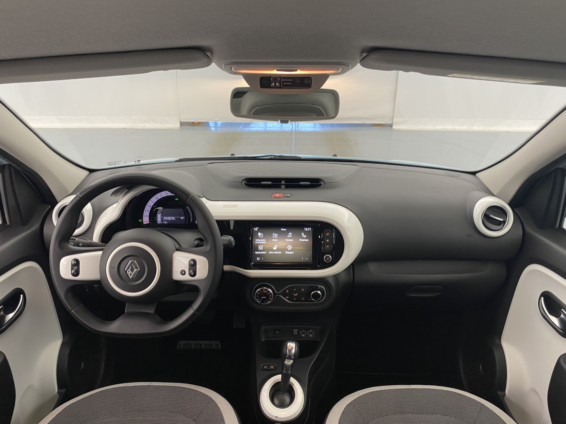 RENAULT TWINGO   Zen III Achat Integral