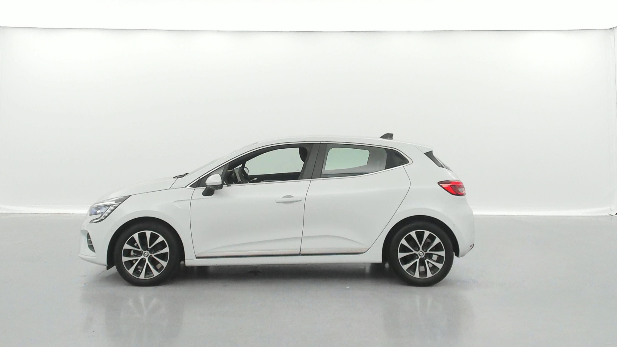 RENAULT CLIO   Intens E-Tech 140 21N