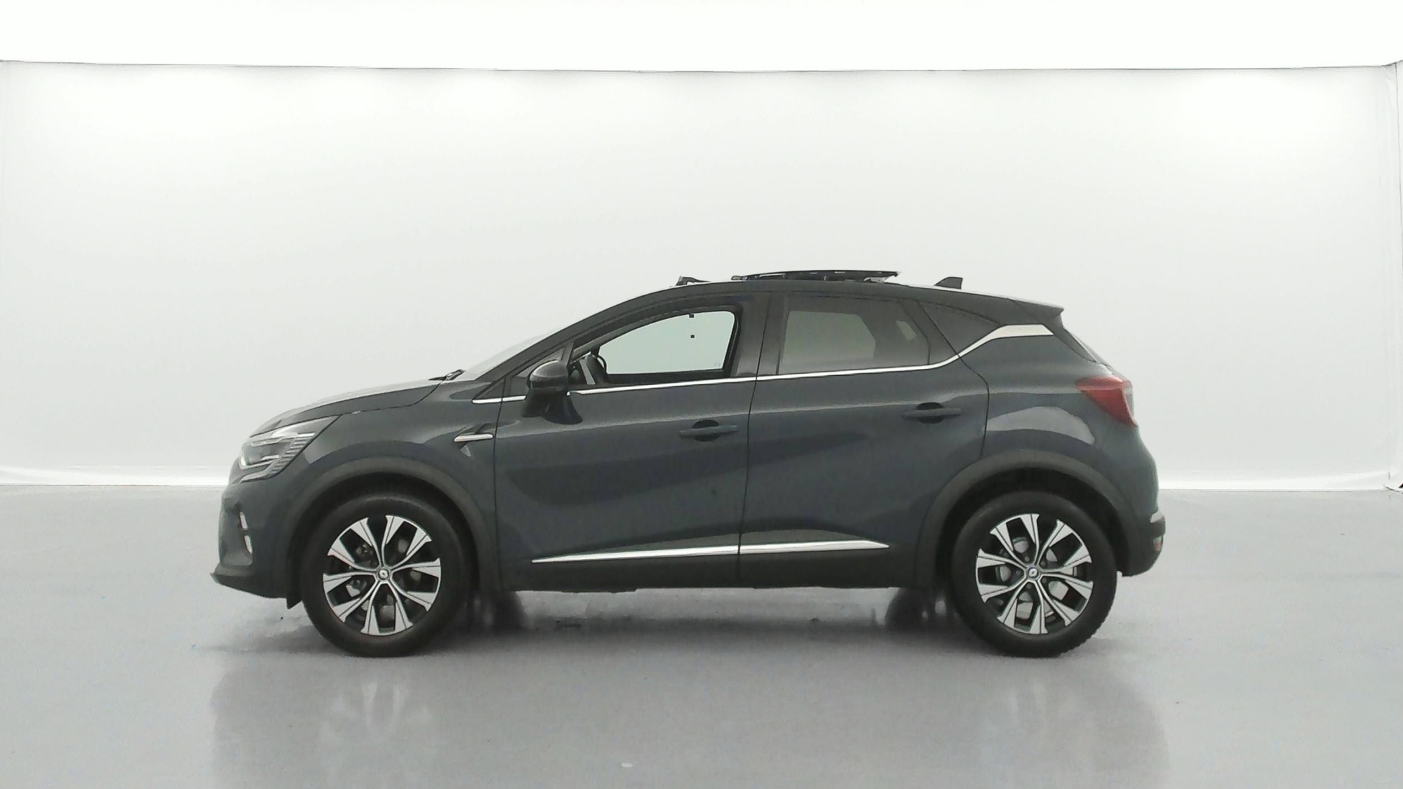 RENAULT CAPTUR   Techno mild hybrid 140