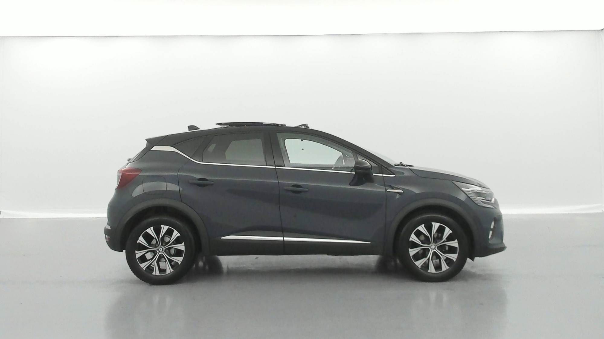 RENAULT CAPTUR   Techno mild hybrid 140