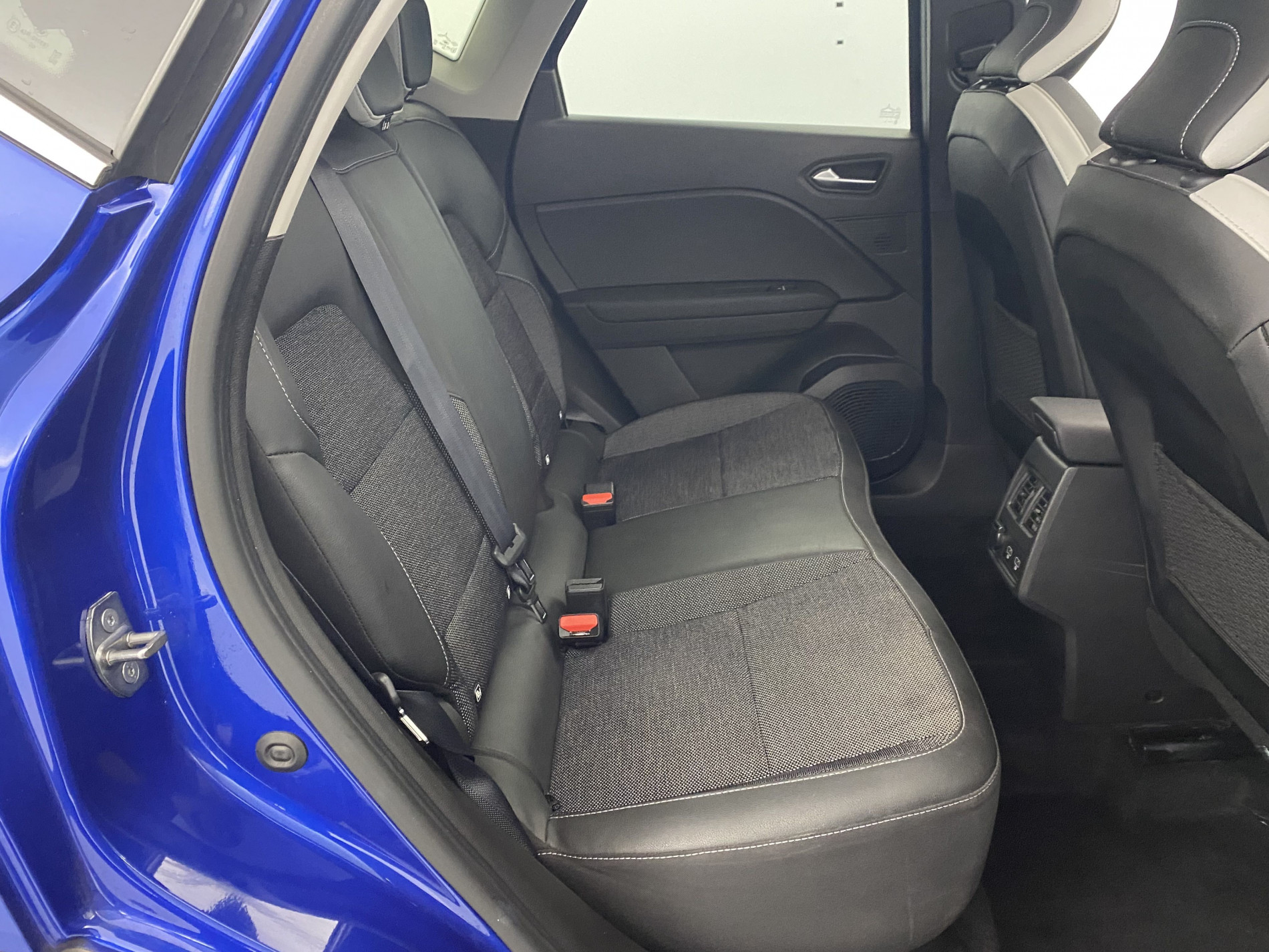 RENAULT CAPTUR   Techno mild hybrid 140