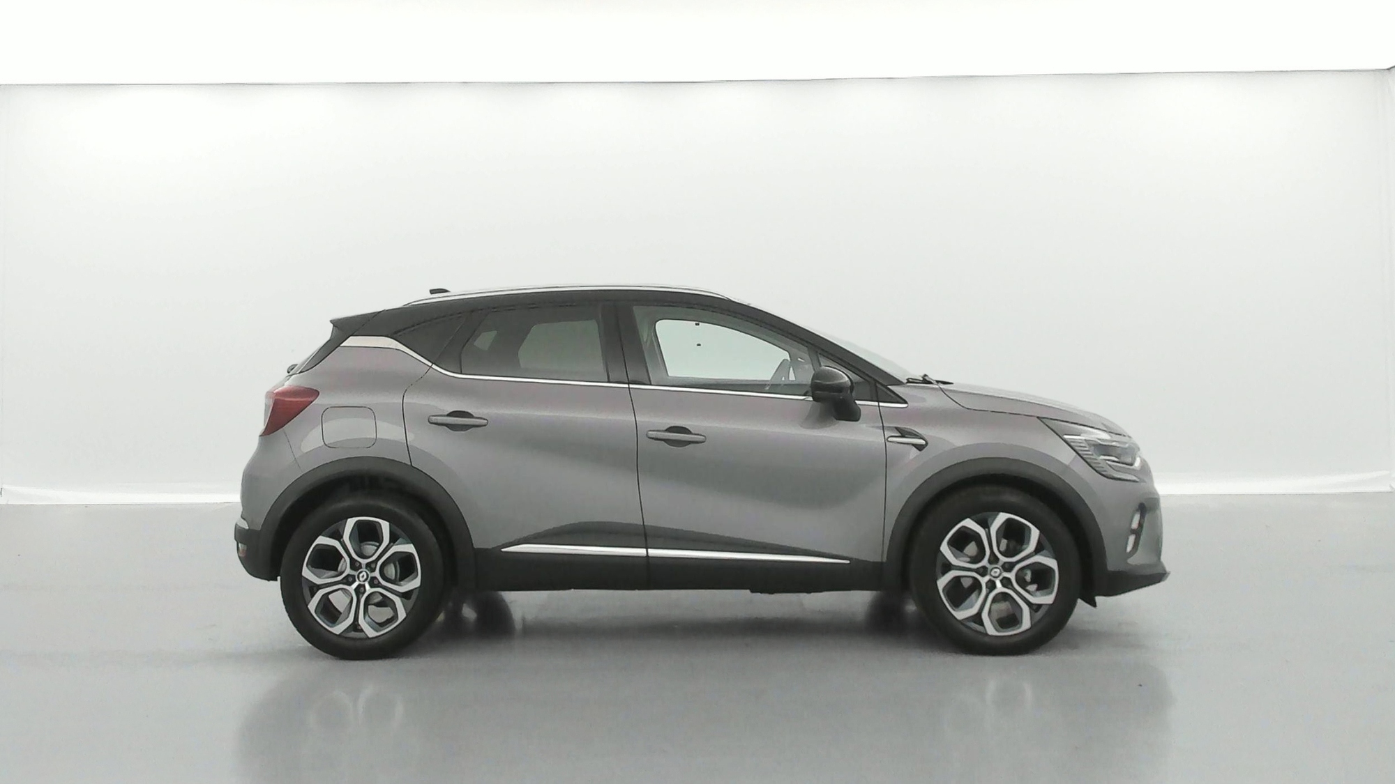 RENAULT CAPTUR   Techno mild hybrid 160 EDC