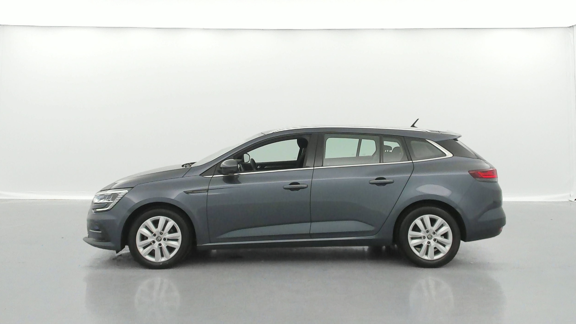 RENAULT MEGANE ESTATE   Business Blue dCi 115 EDC 20