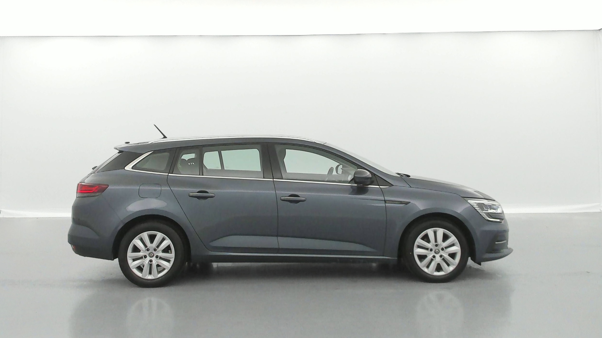 RENAULT MEGANE ESTATE   Business Blue dCi 115 EDC 20