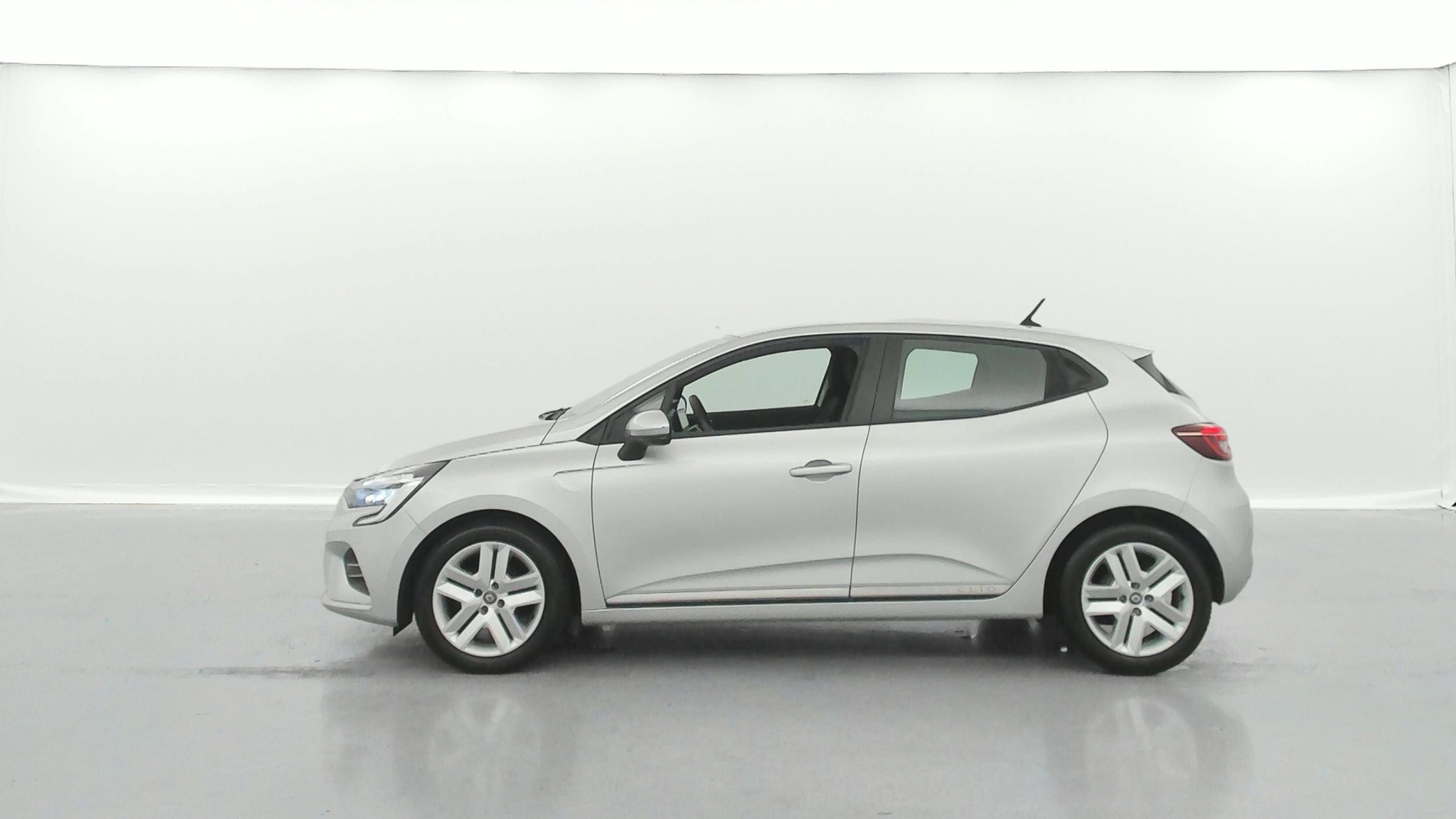 RENAULT CLIO   Zen TCe 90 21