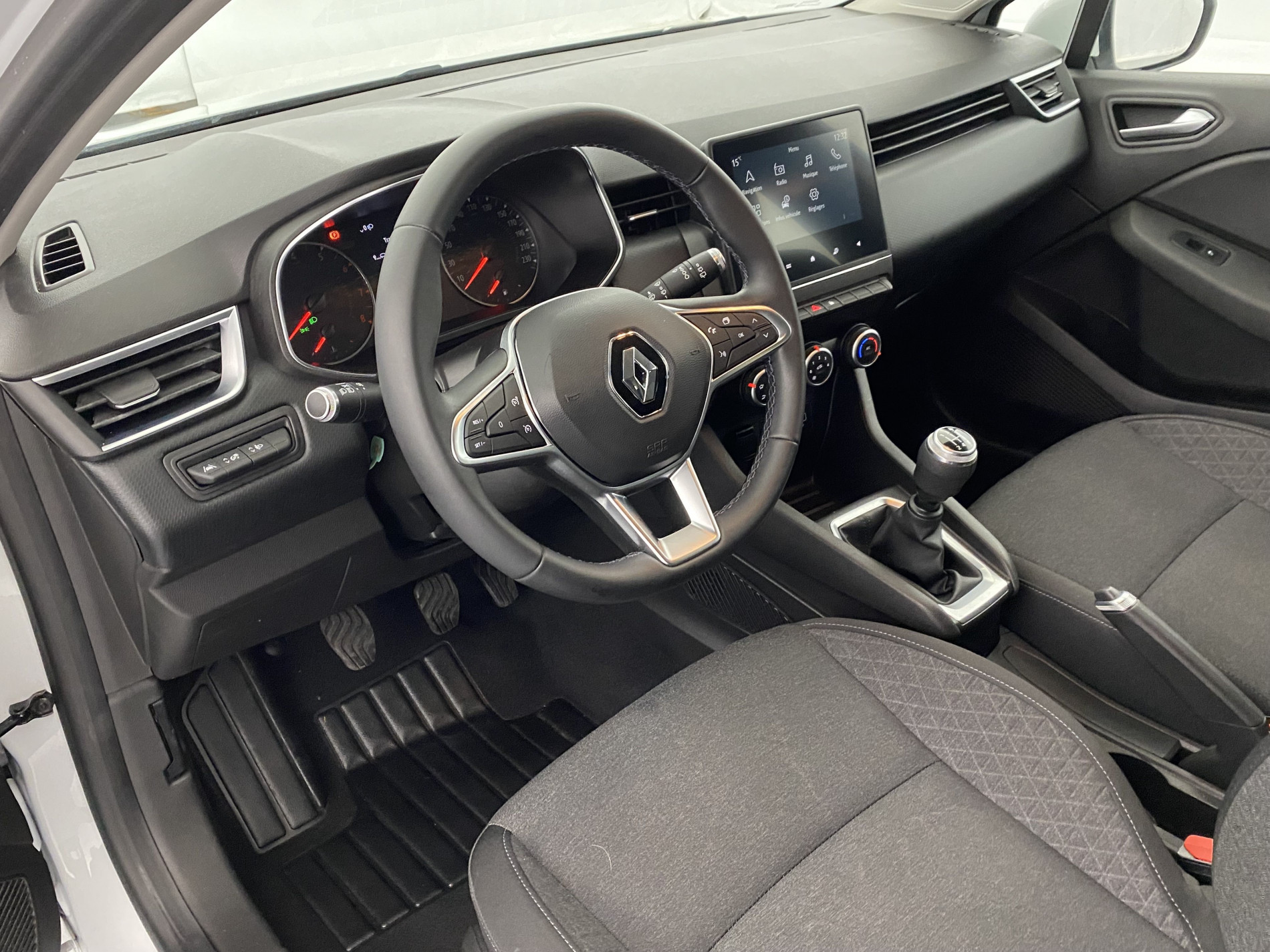 RENAULT CLIO   Business SCe 65 21