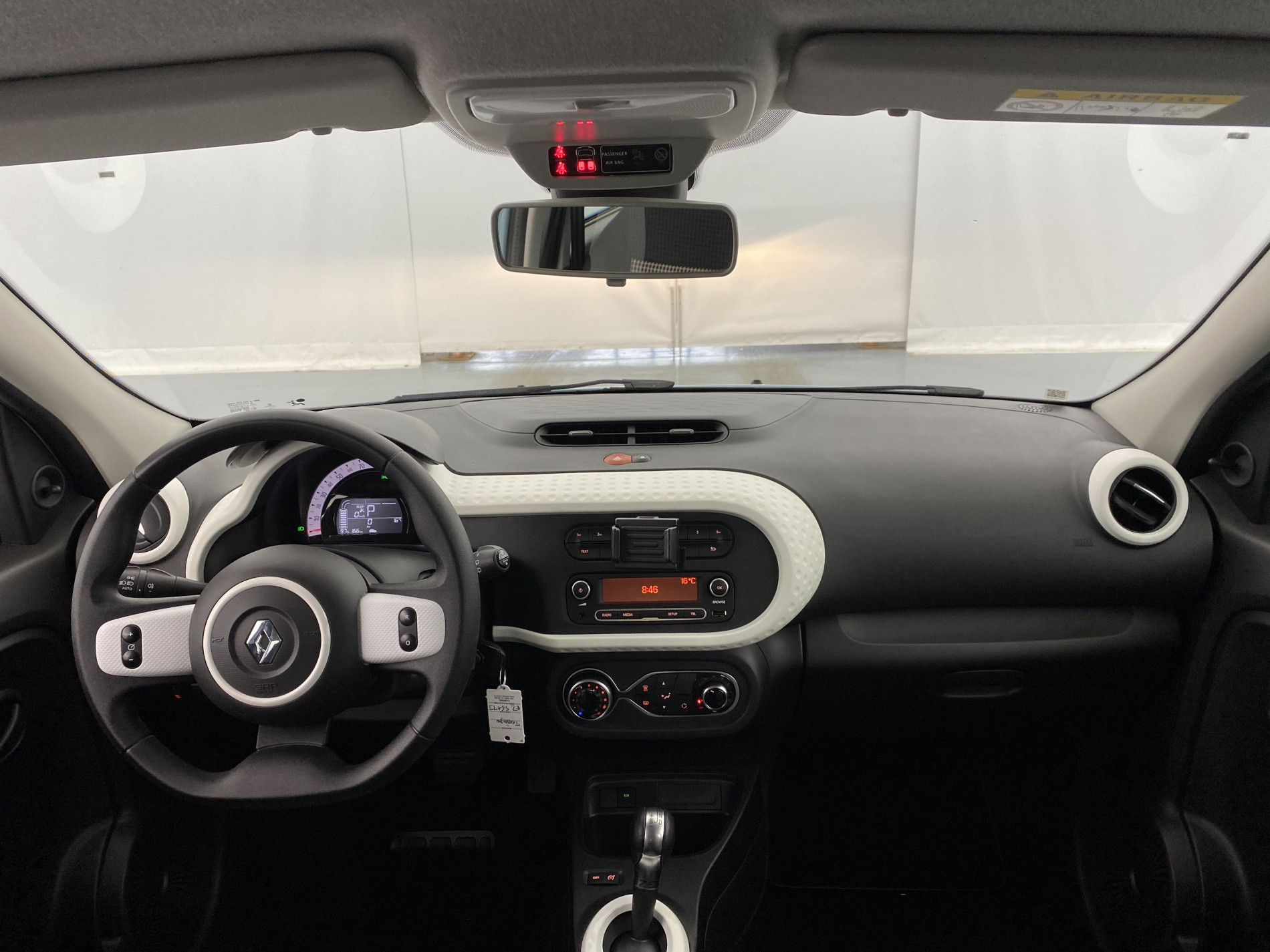 RENAULT TWINGO   Life III Achat Integral 21