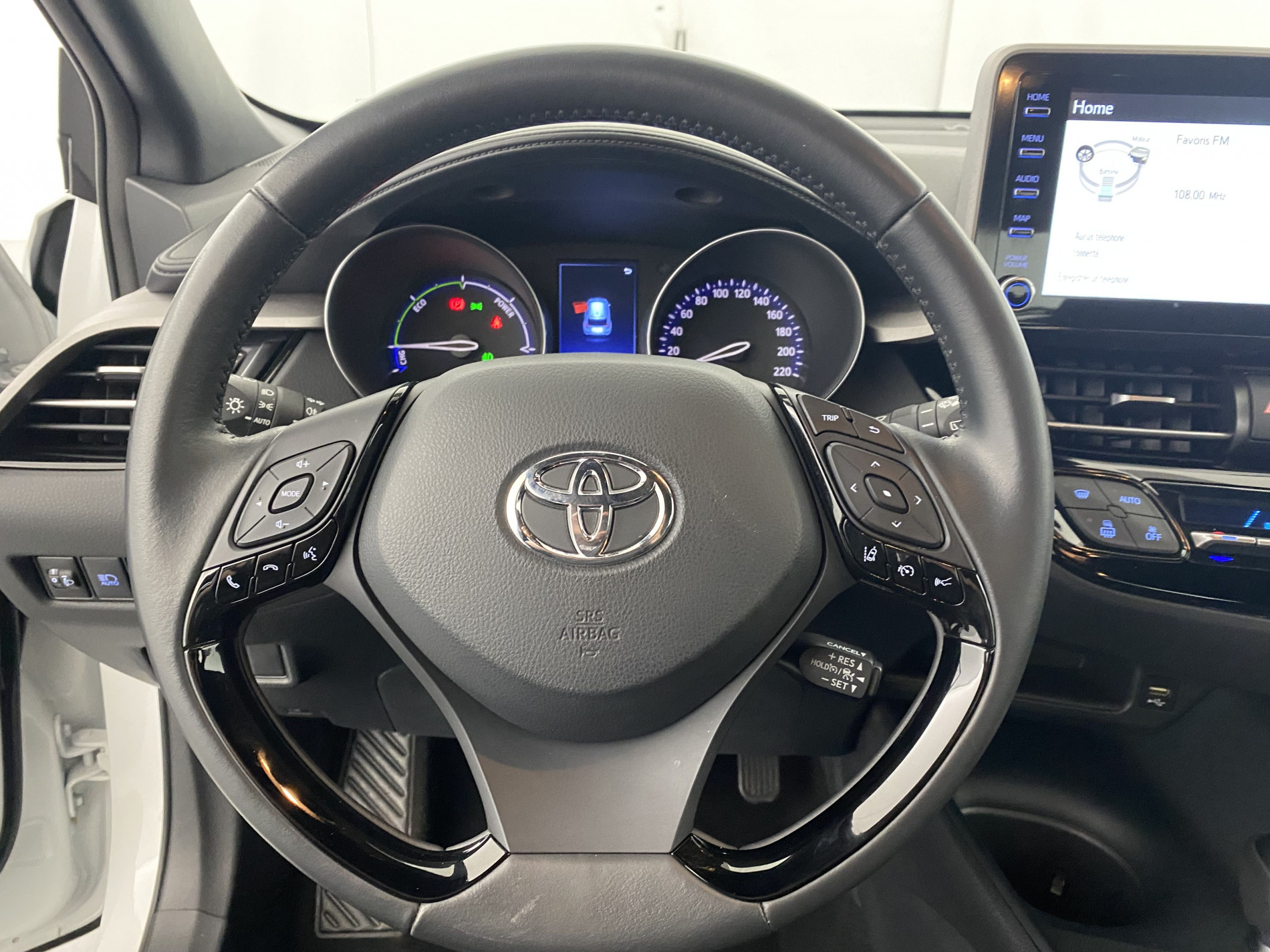 TOYOTA C-HR   Dynamic Hybride 1.8L