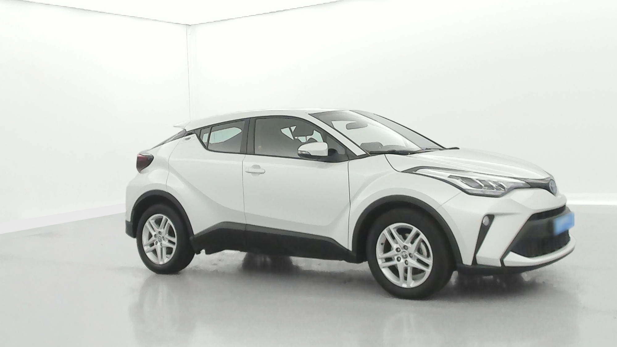 TOYOTA C-HR   Dynamic Hybride 1.8L