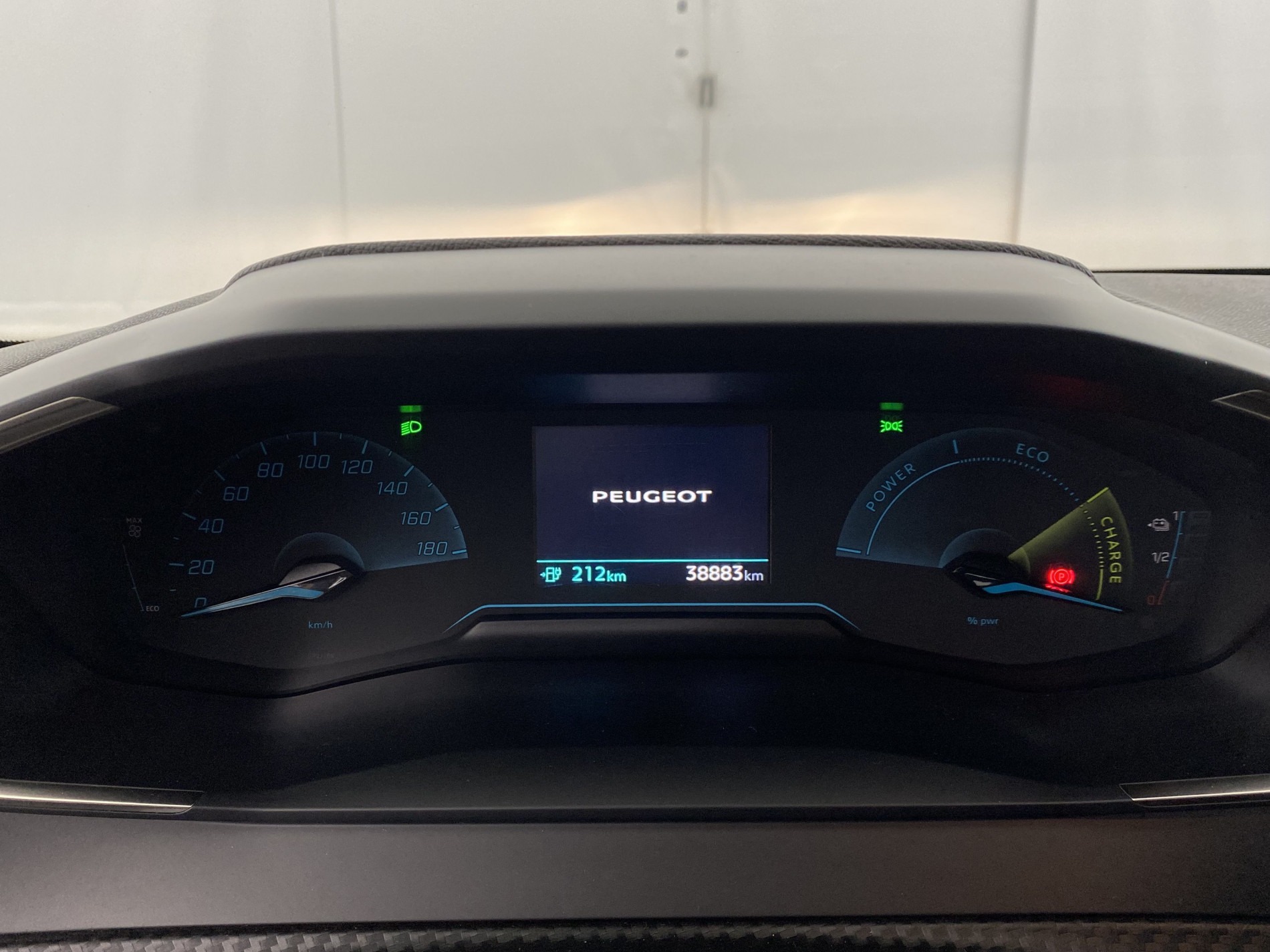 PEUGEOT 208   Active Business Electrique 50 kWh 136ch