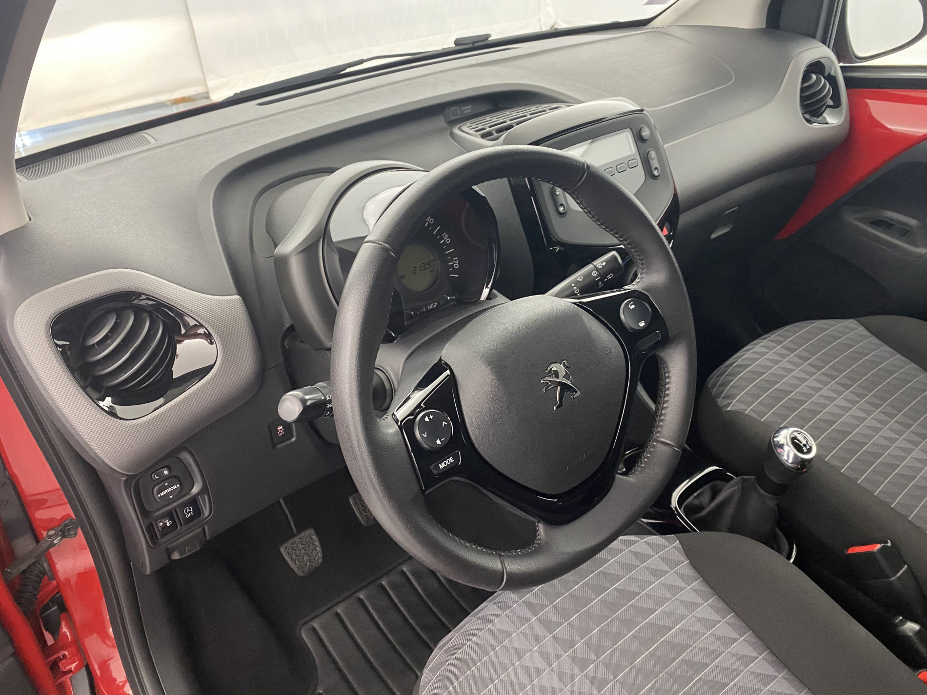 PEUGEOT 108   Style VTi 72ch S&S BVM5