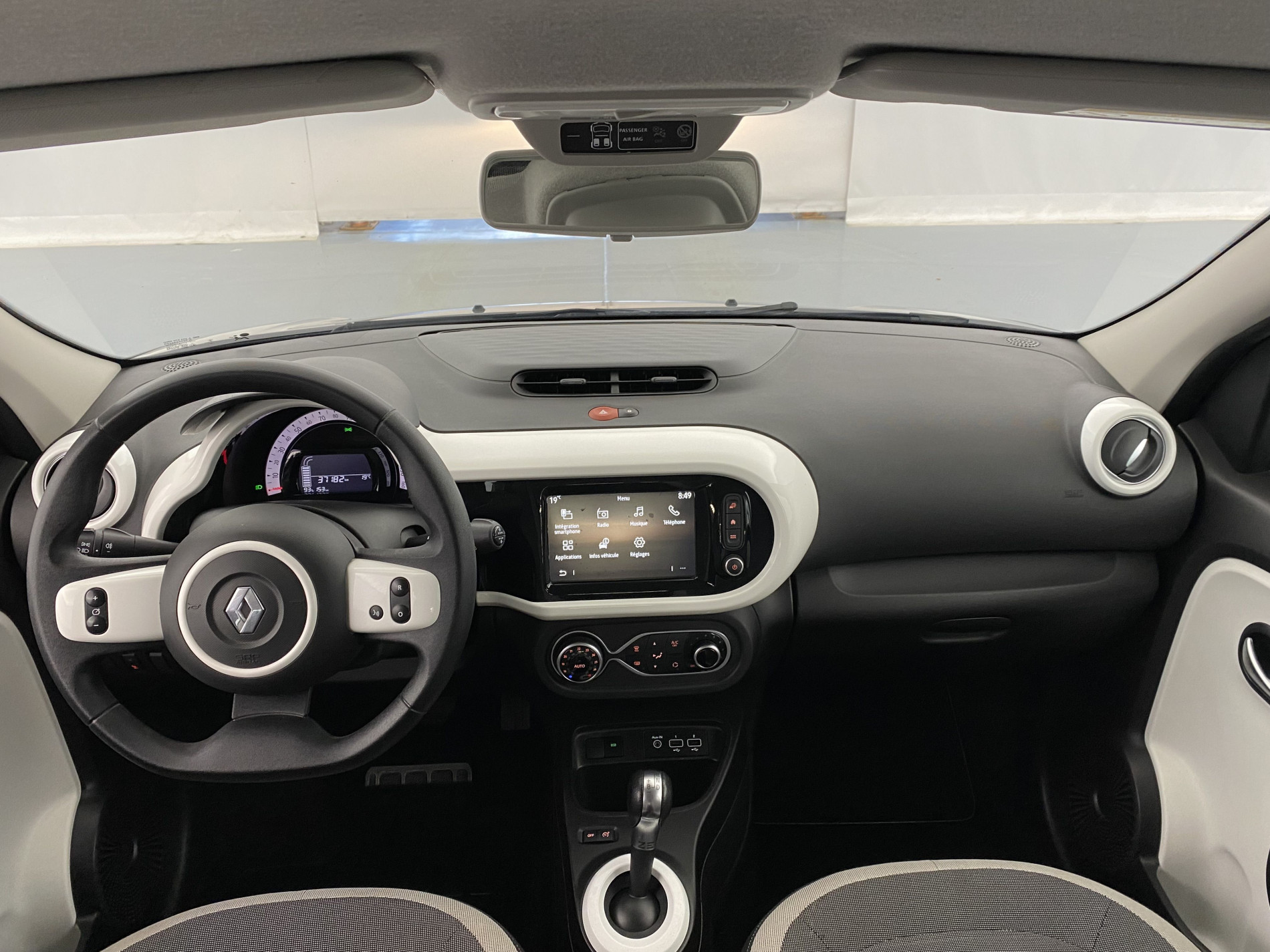 RENAULT TWINGO   Zen III Achat Integral