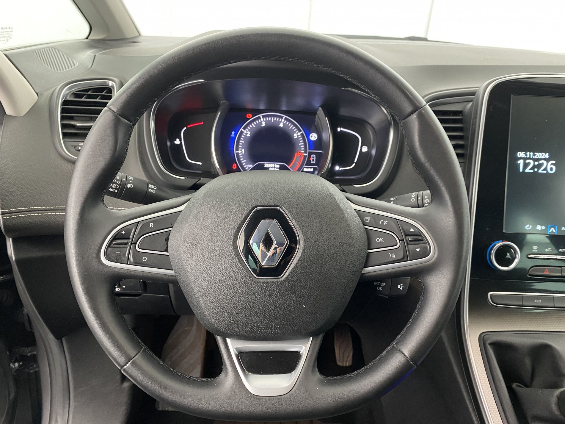 RENAULT GRAND SCENIC   Techno TCe 140