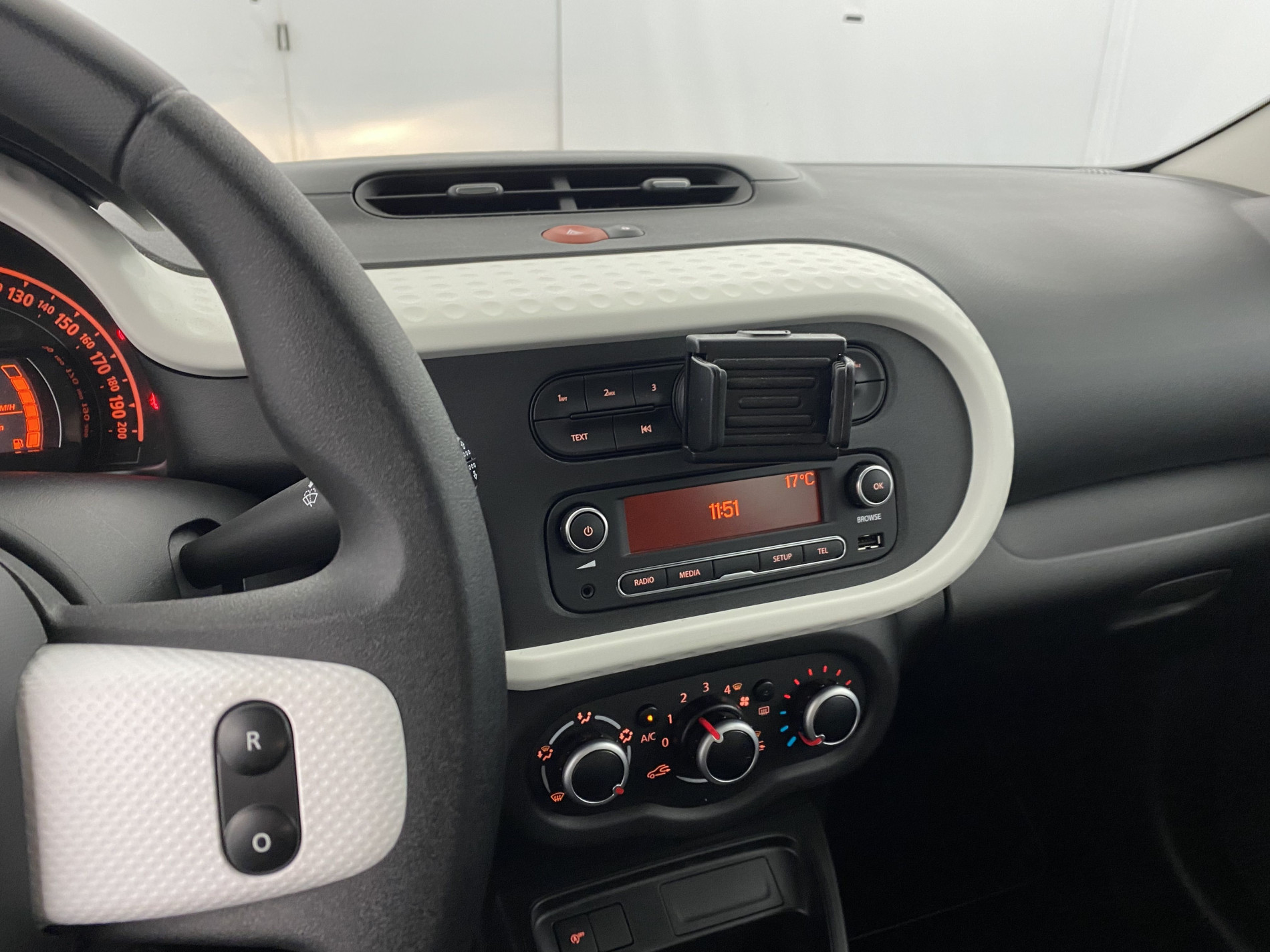 RENAULT TWINGO   Life SCe 65 21