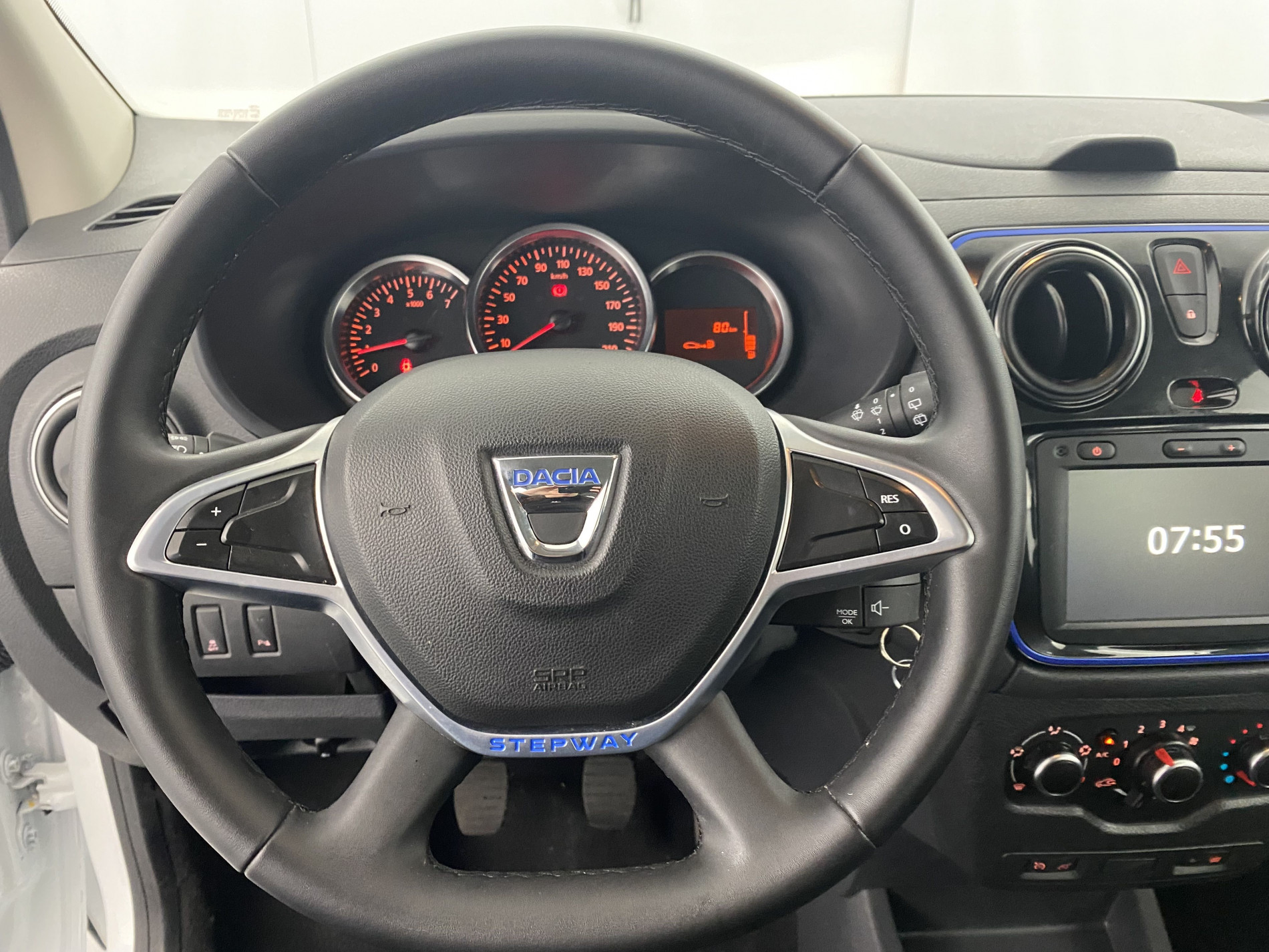 DACIA LODGY   15 ans Blue dCi 115 5 places